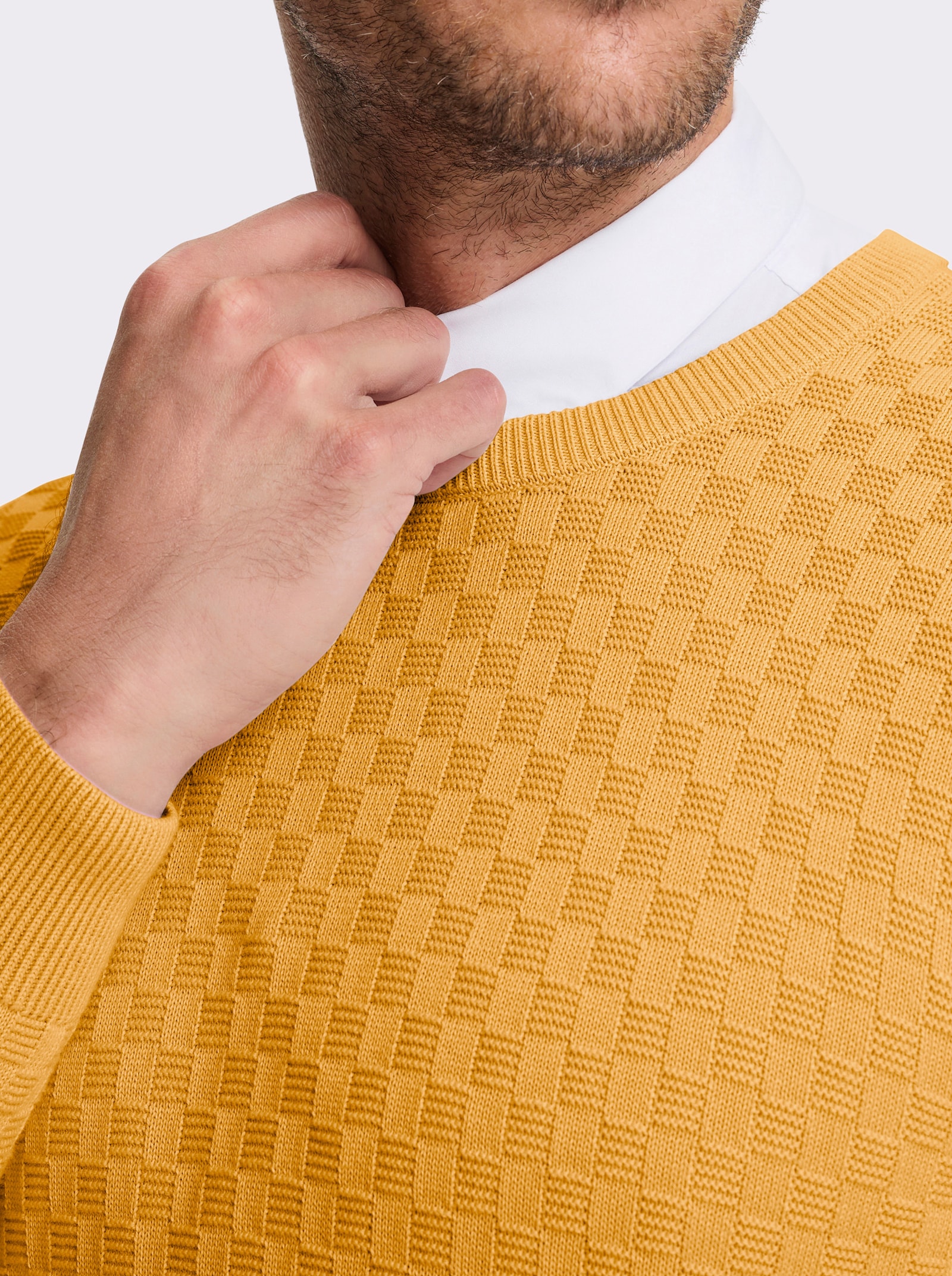 Marco Donati Rundhalspullover im Schachbrett-Muster rundum - ocker