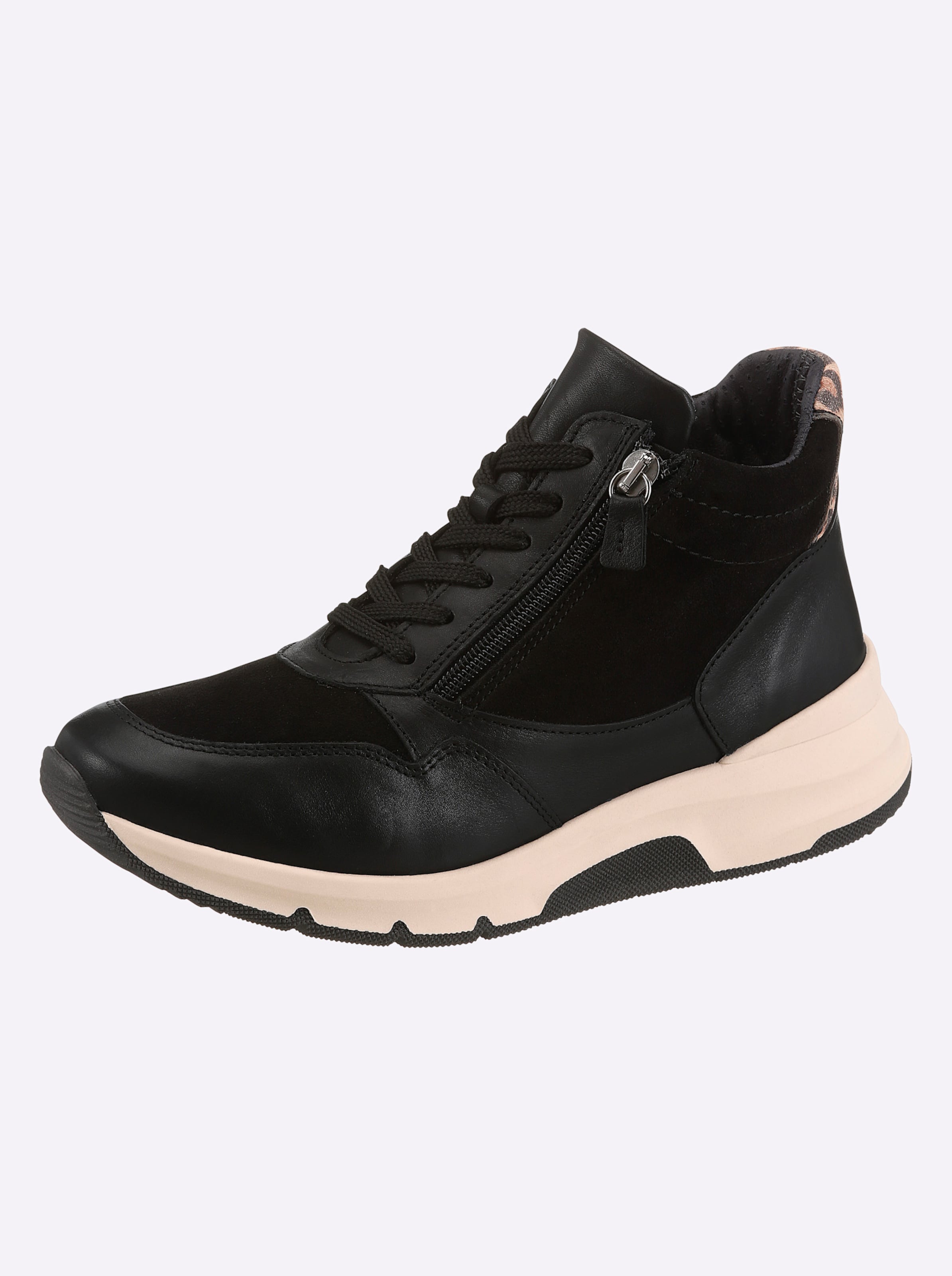 Sneaker
