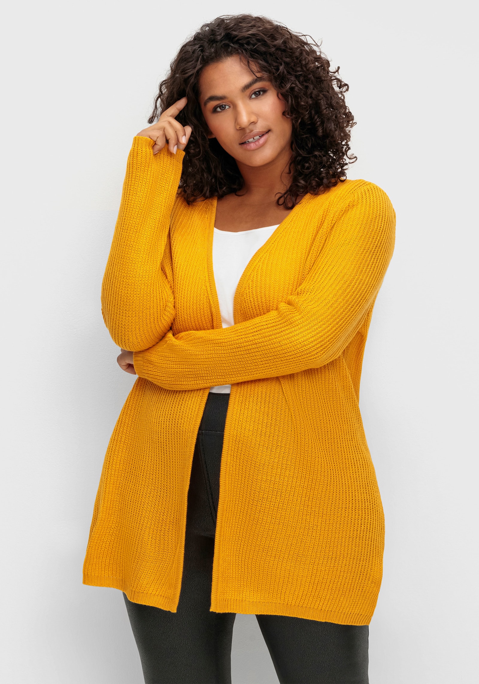 Strickjacke mit gerippten Abschlüssen - ocker