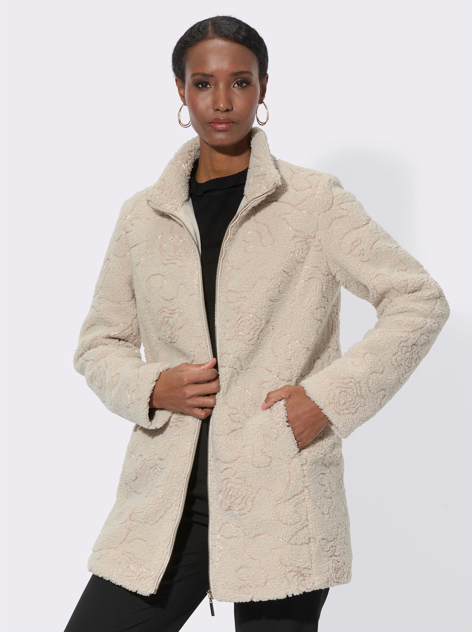 Mainpol Fellimitatjacke mit Stehkragen, A-Form - sand