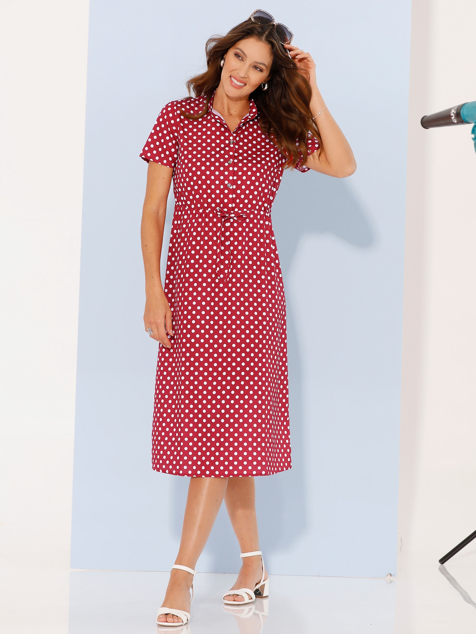 Šaty do A s knoflíkovou lištou, puntíkované - červená-bílá-puntík