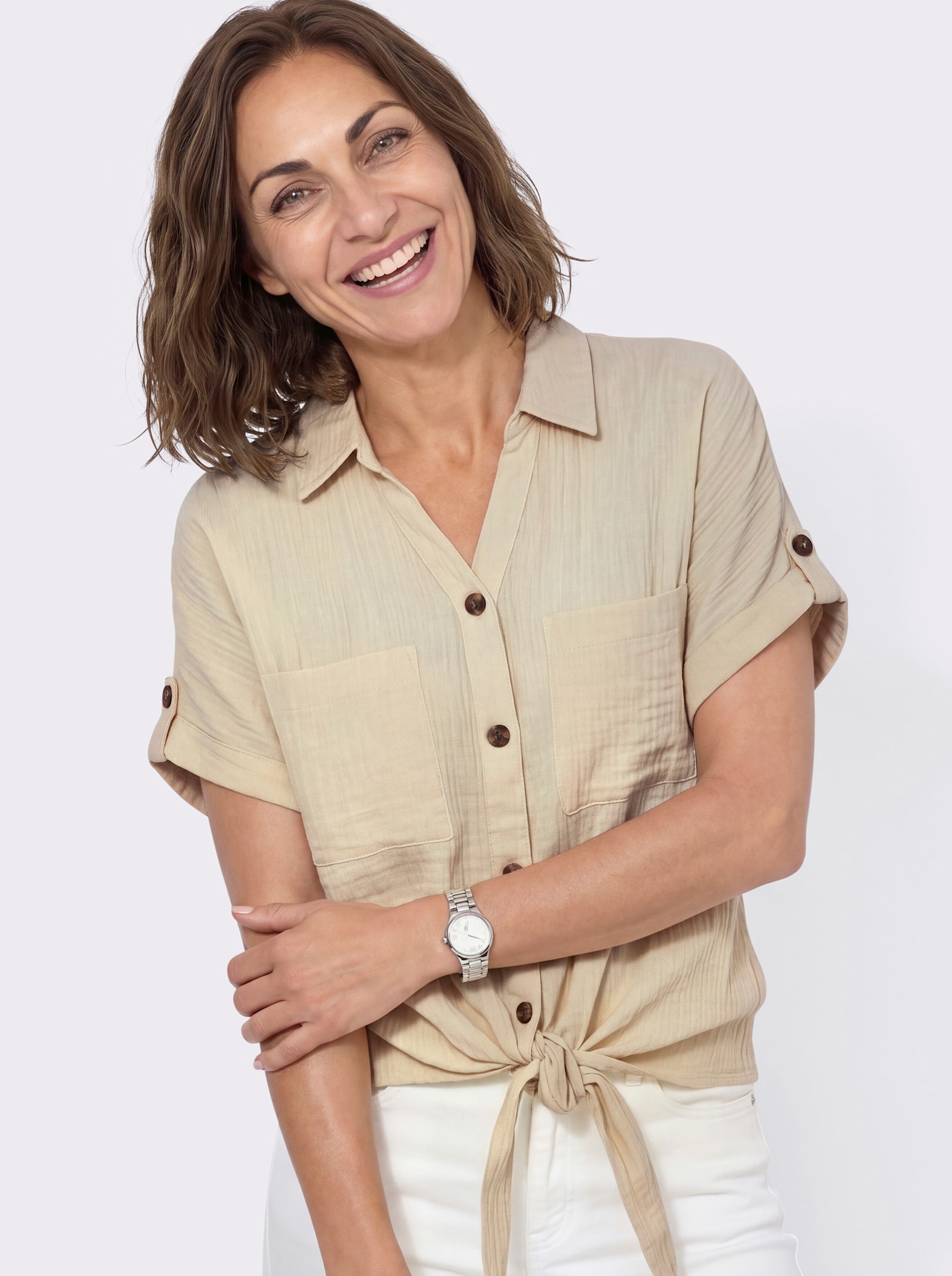 Baumwollbluse mit zipfligem Saum zum Knoten - sand