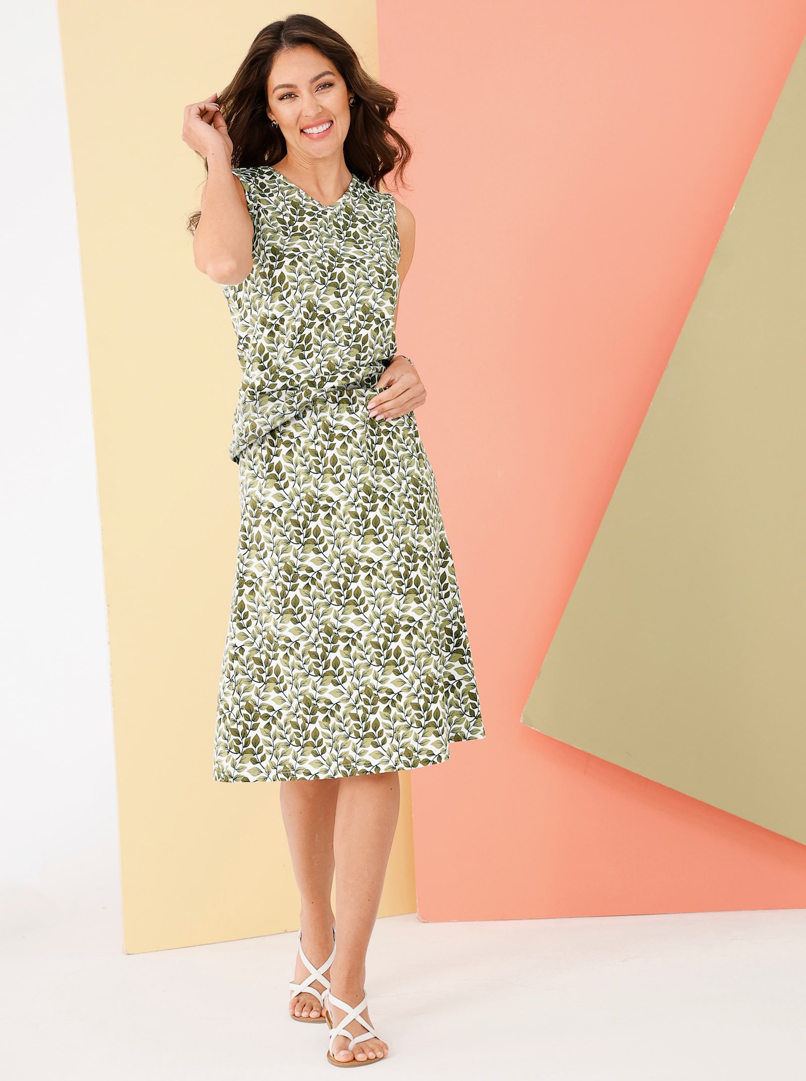 Schlupfrock mit Rundum-Dehnbund - ecru-oliv-bedruckt