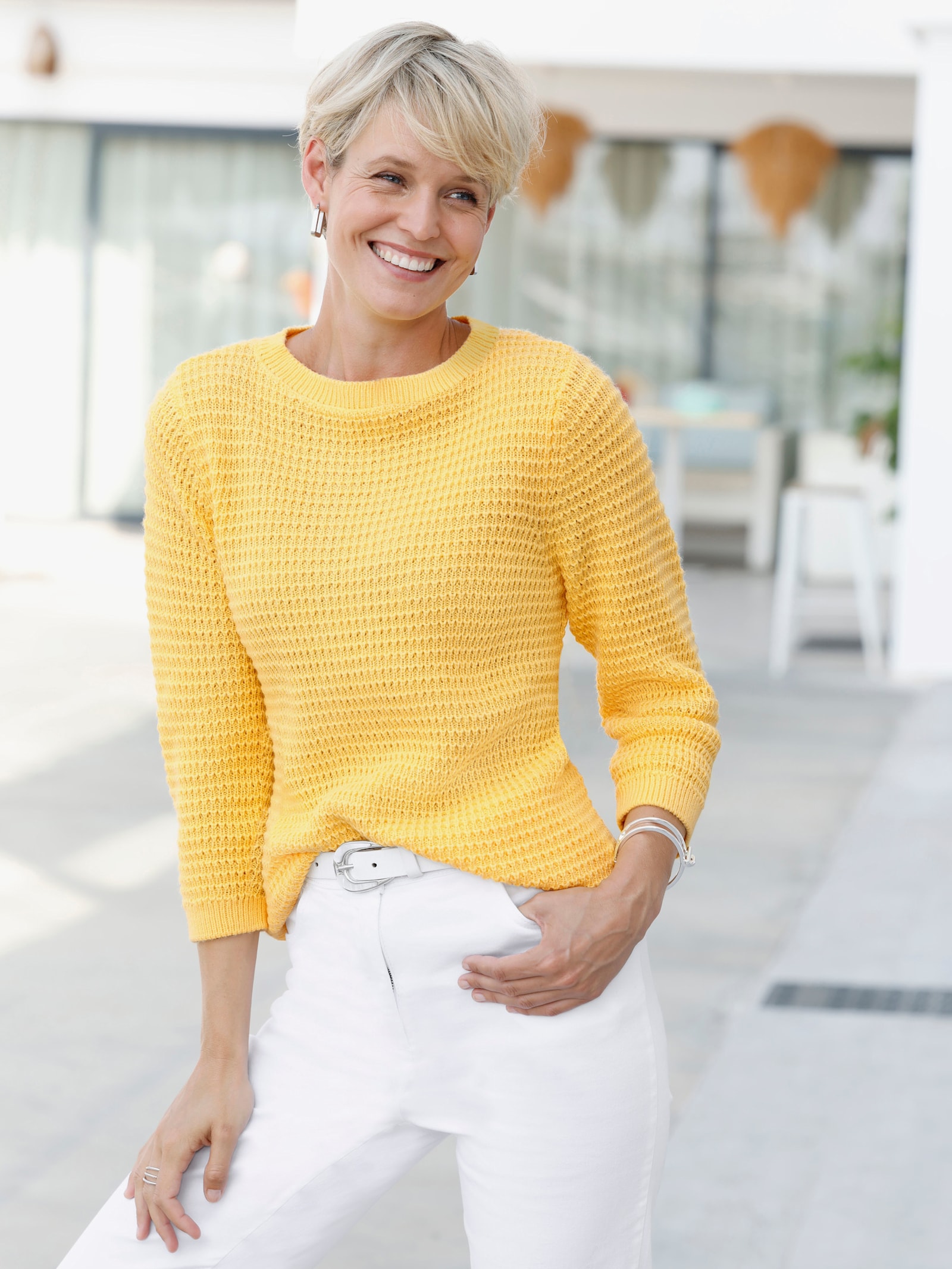 Svetr s 3/4 rukávem a lodičkovým výstřihem - žlutá