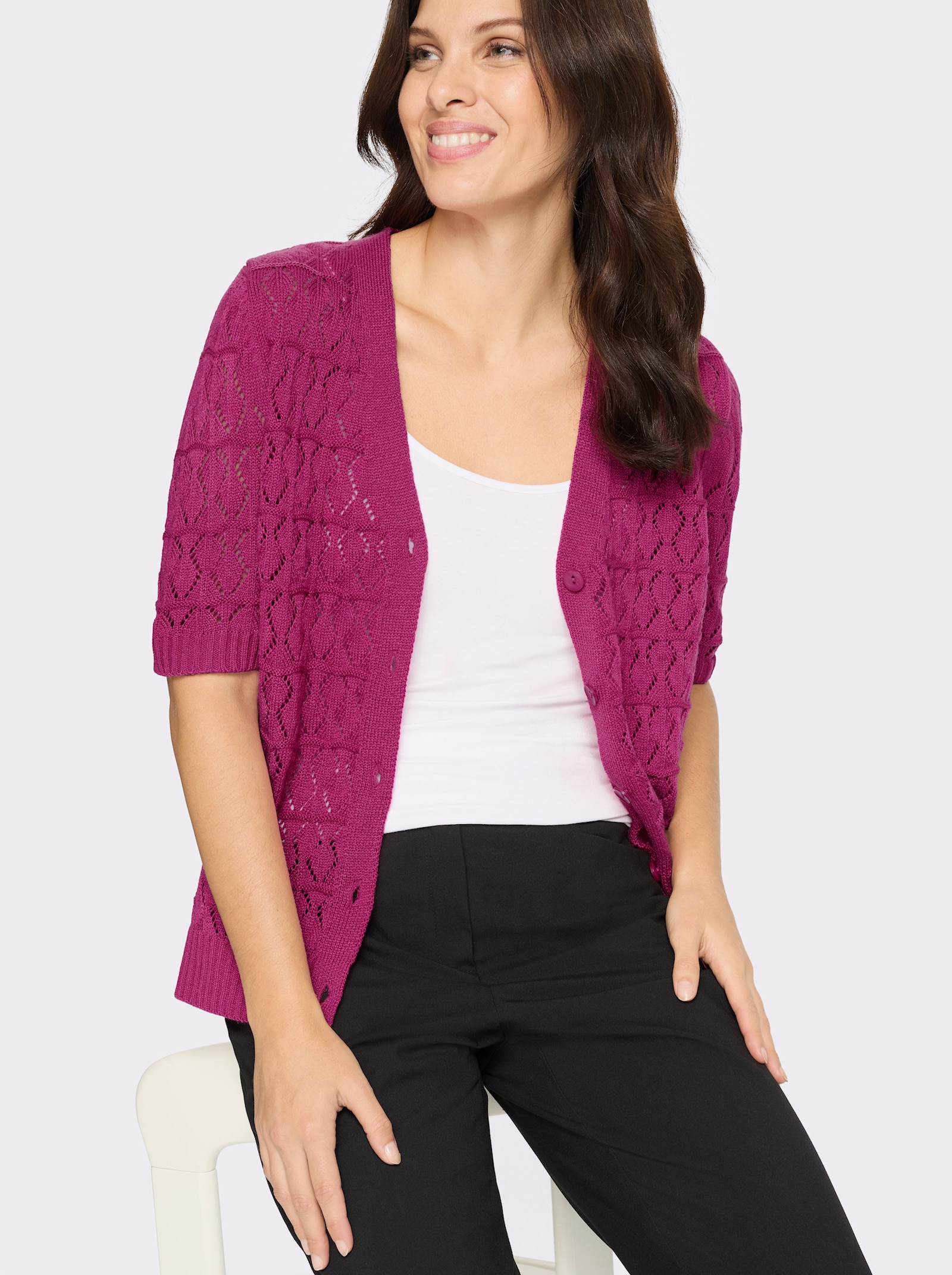 Ažúrový kardigán, gombíky - purpurová
