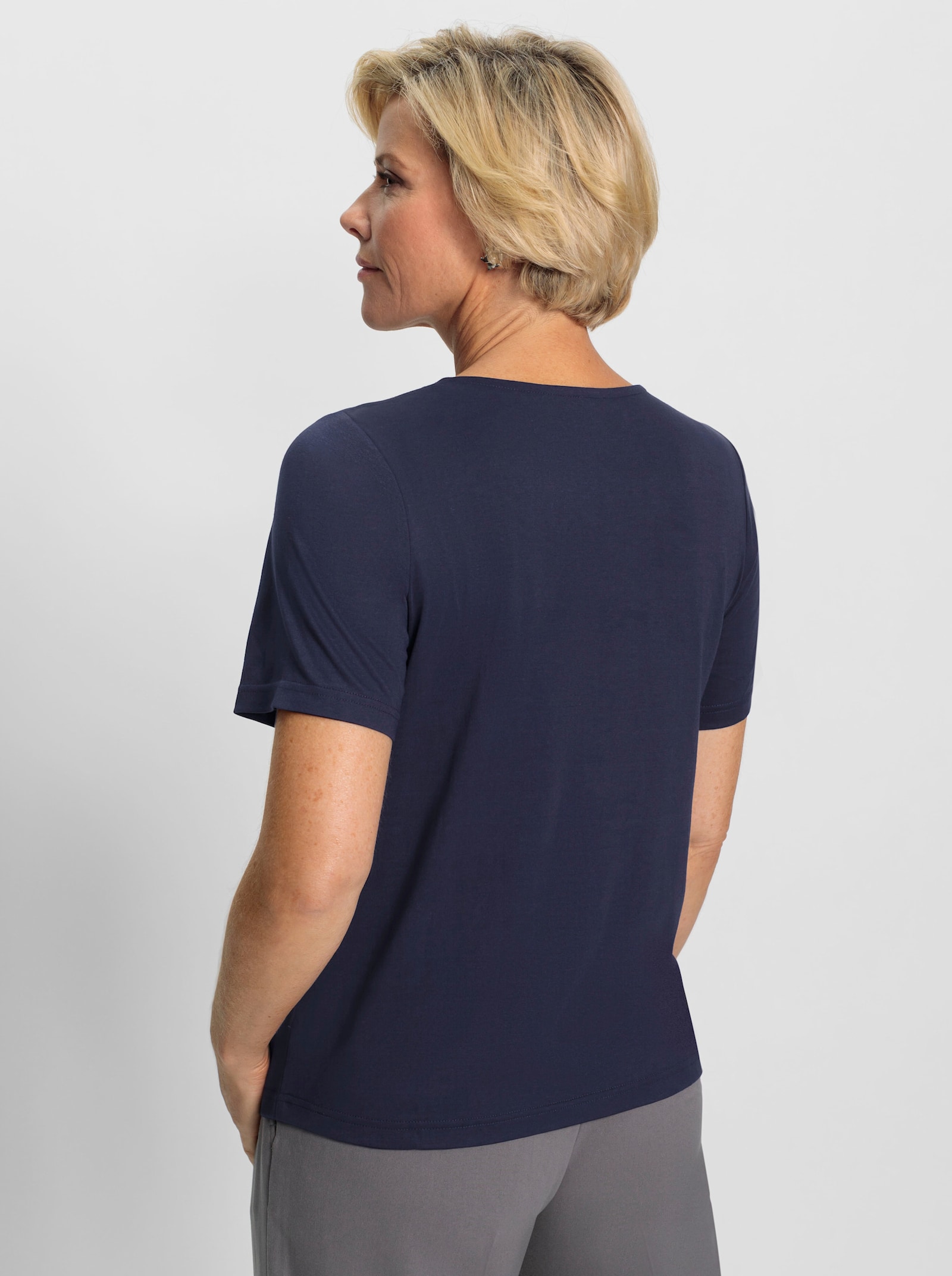 Rundhalsshirt mit Blüten-Stickerei - marine