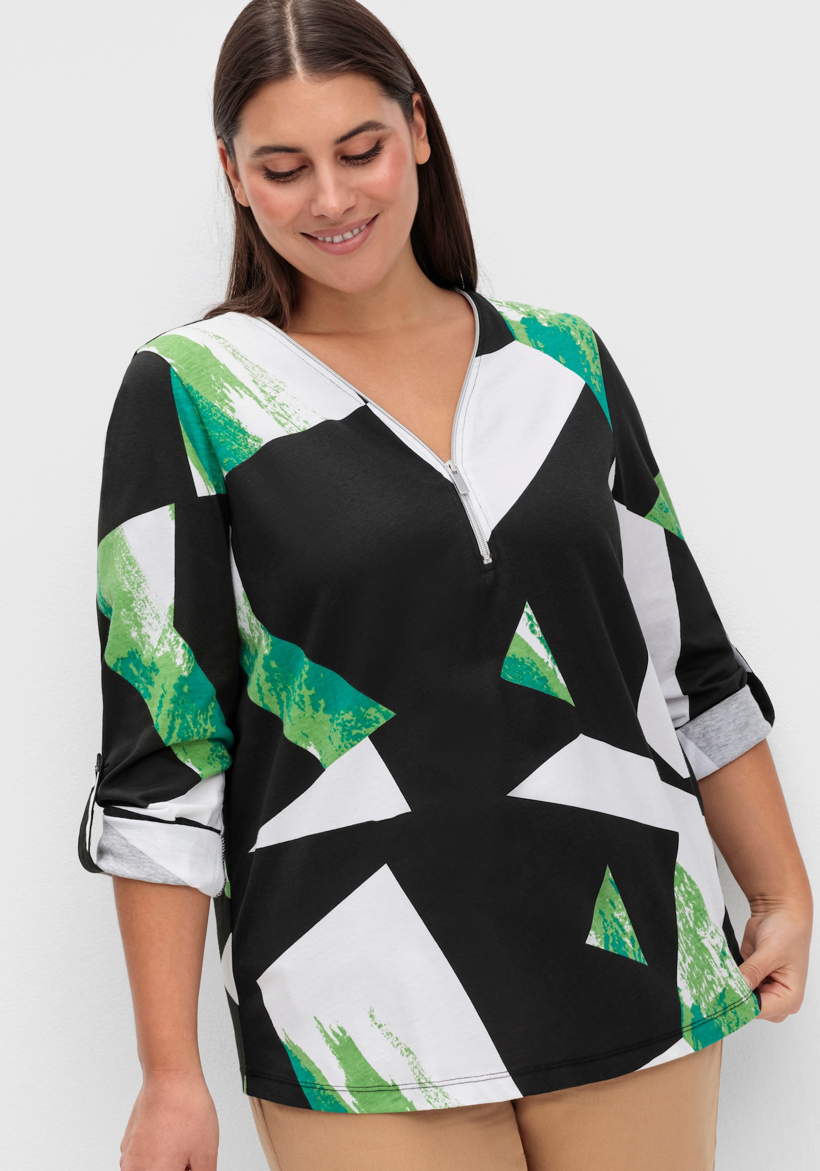 V-Shirt im Grafik-Dessin - schwarz-apfel-gemustert