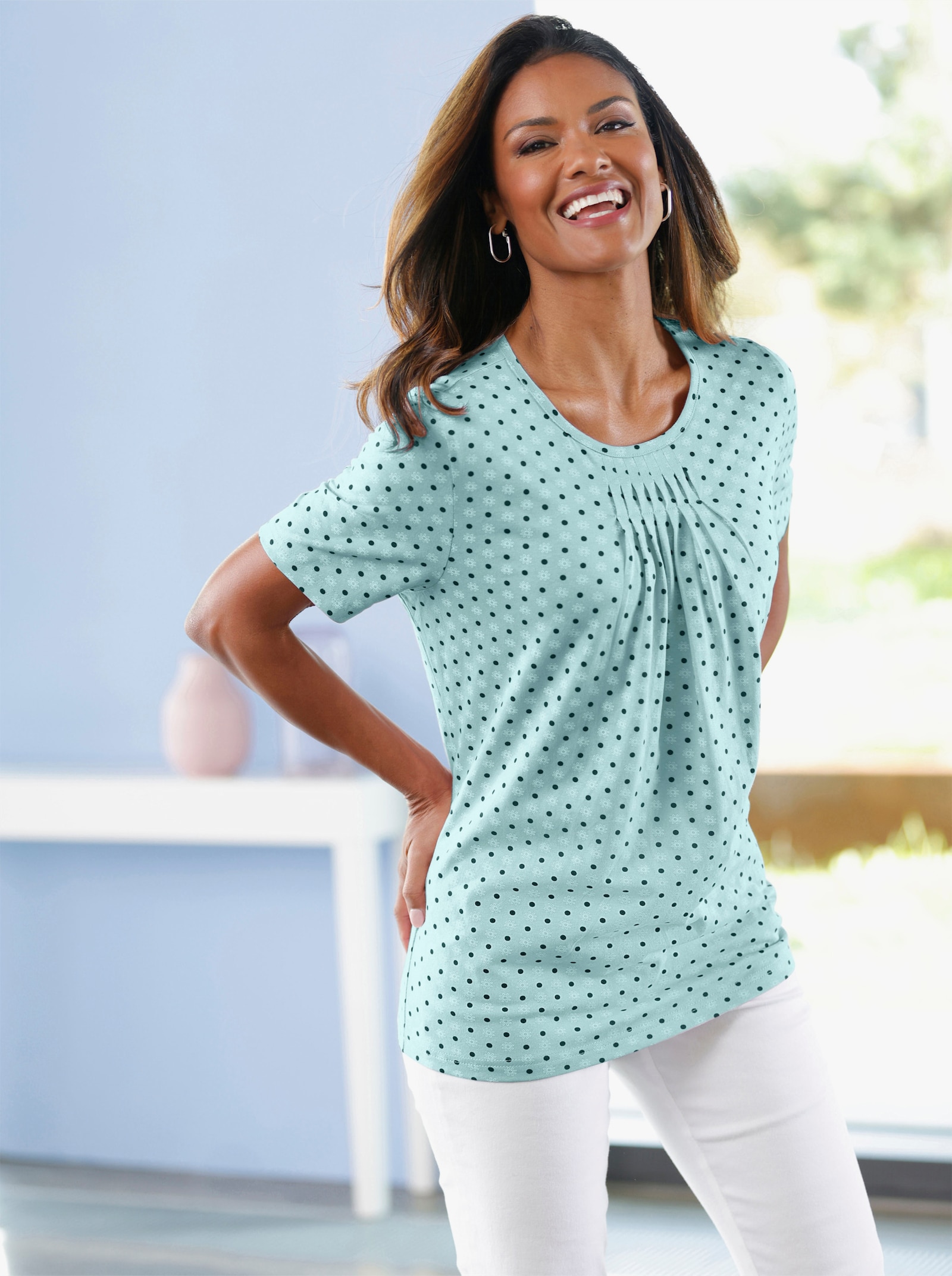 Kurzarmshirt im Minimaldessin - mint-gemustert