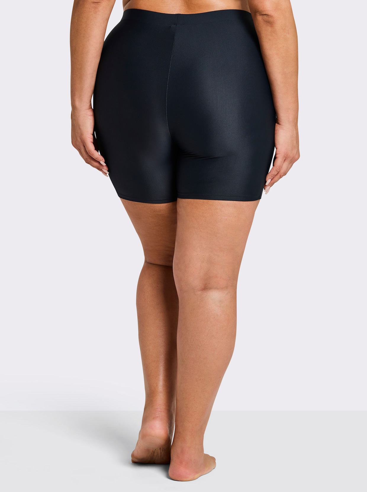 sheego Short de bain avec petite poche - bleu foncé