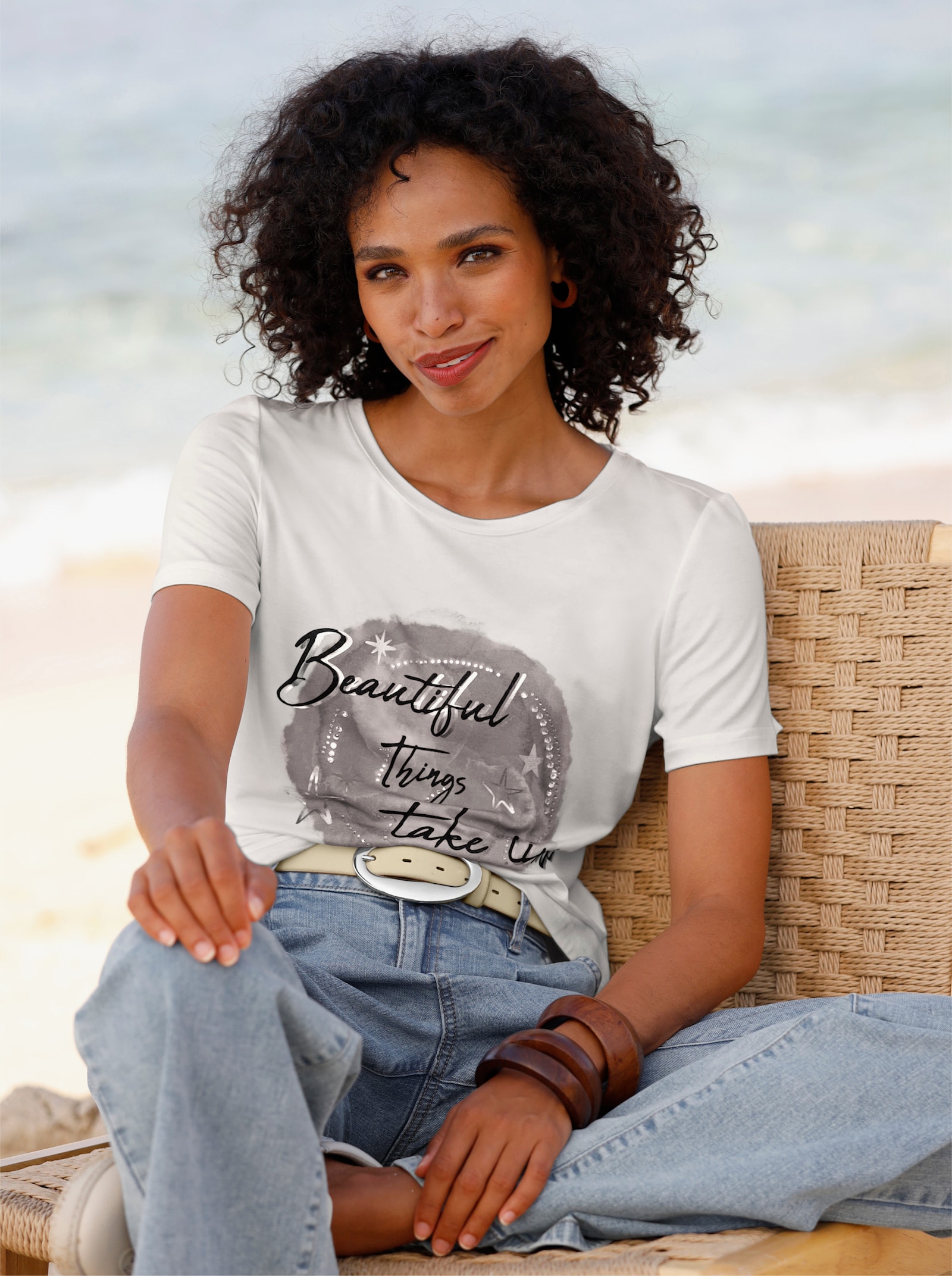 heine Shirt mit Ziersteinchen - ecru