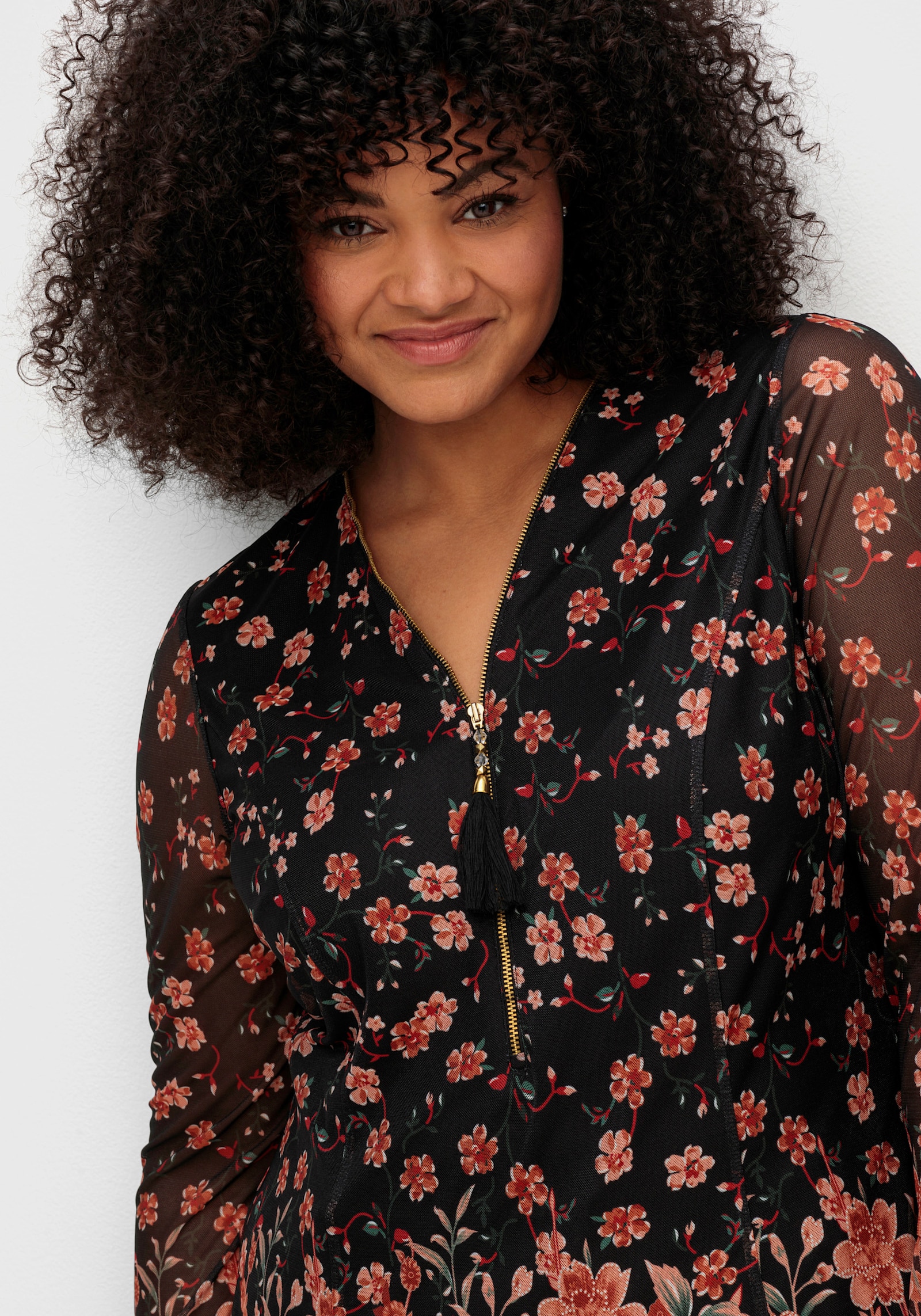 sheego by Joe Browns Tunika aus Mesh, mit Trompetenärmeln - schwarz-gemustert