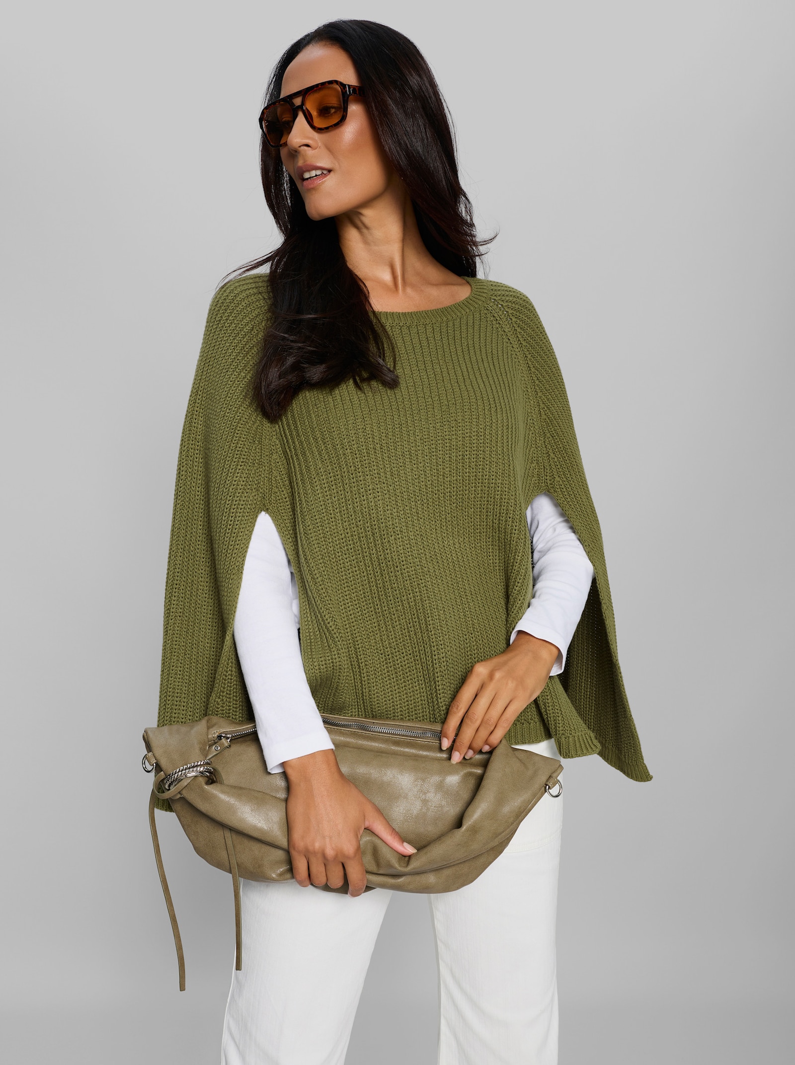 heine Strickponcho mit Cape-Ärmel - oliv
