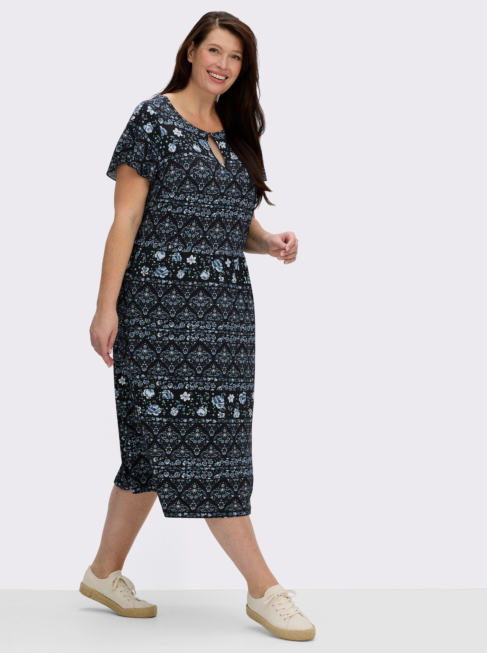 Jerseykleid mit Gummizug auf Taillenhöhe - jeansblau-schwarz-bedruckt