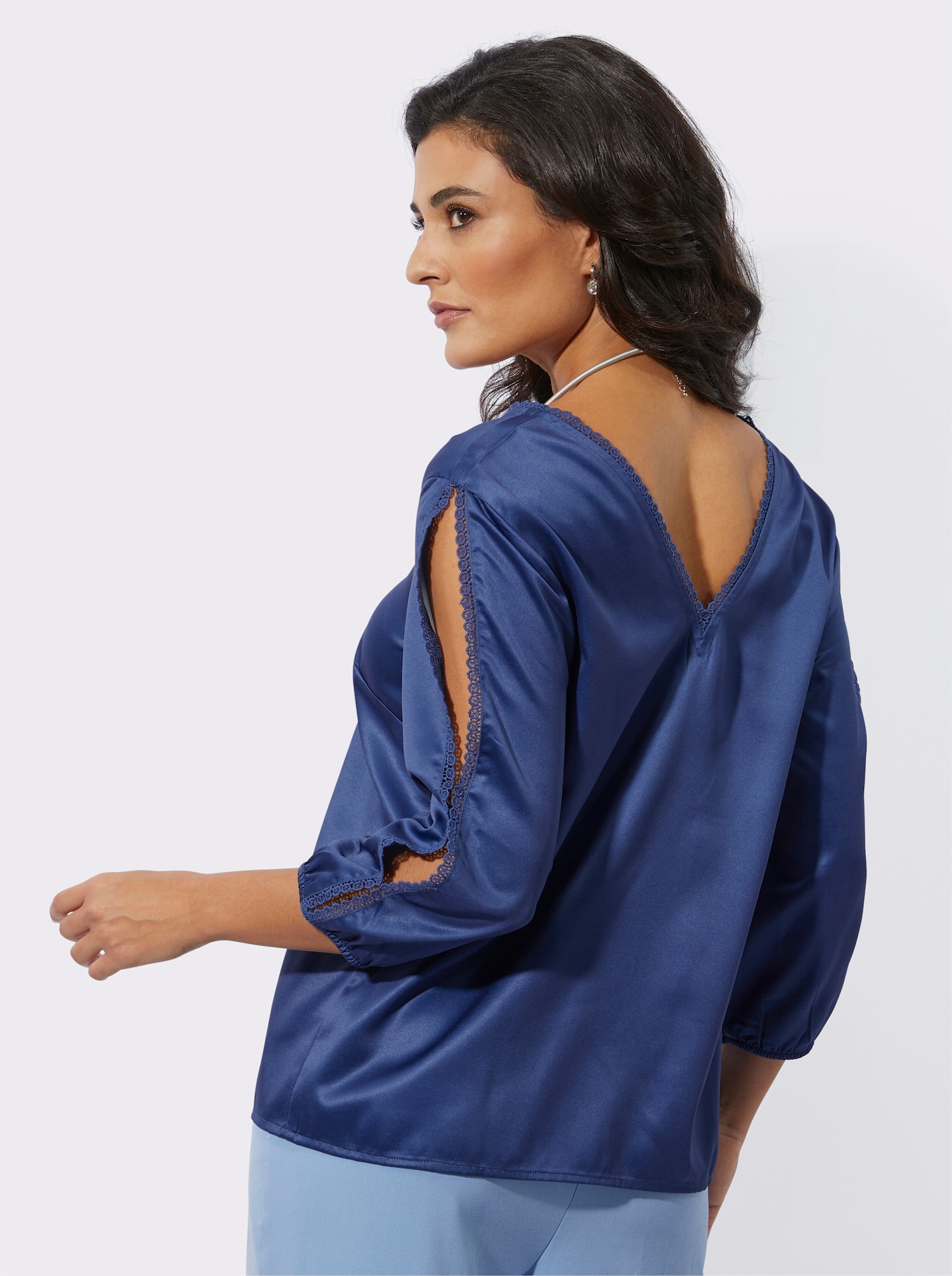 Schlupf-Bluse mit Schlitzen an den Ärmeln - royalblau