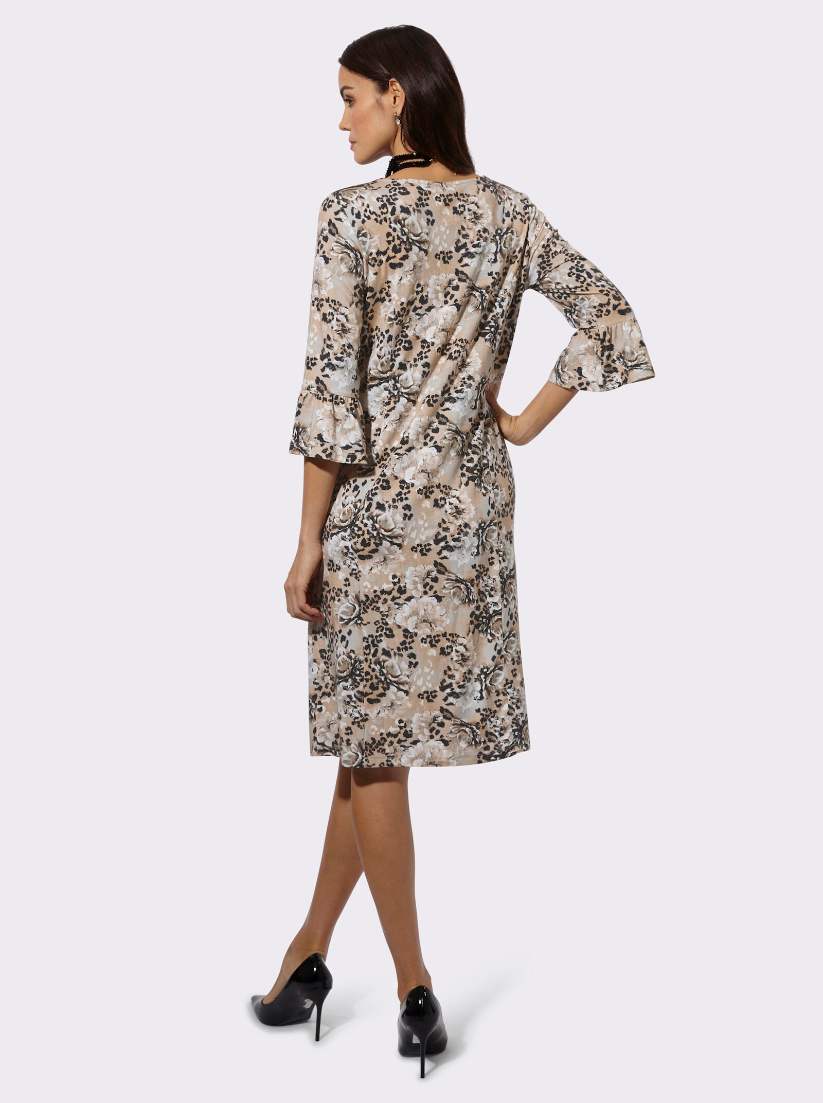 Jerseykleid mit Trompeten-Ärmeln - camel-schwarz-bedruckt