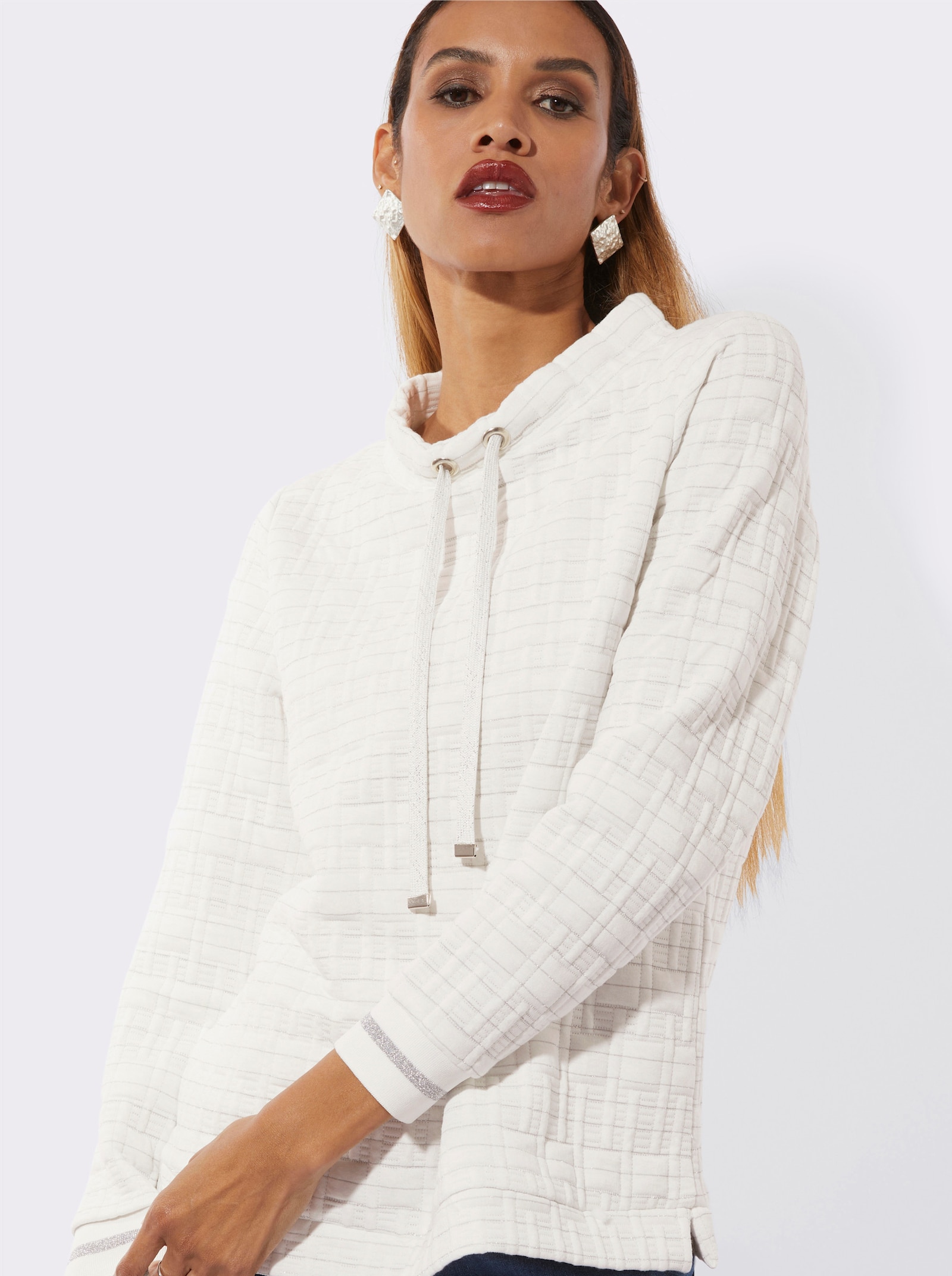 Sweatshirt mit Seitenschlitzen - ecru