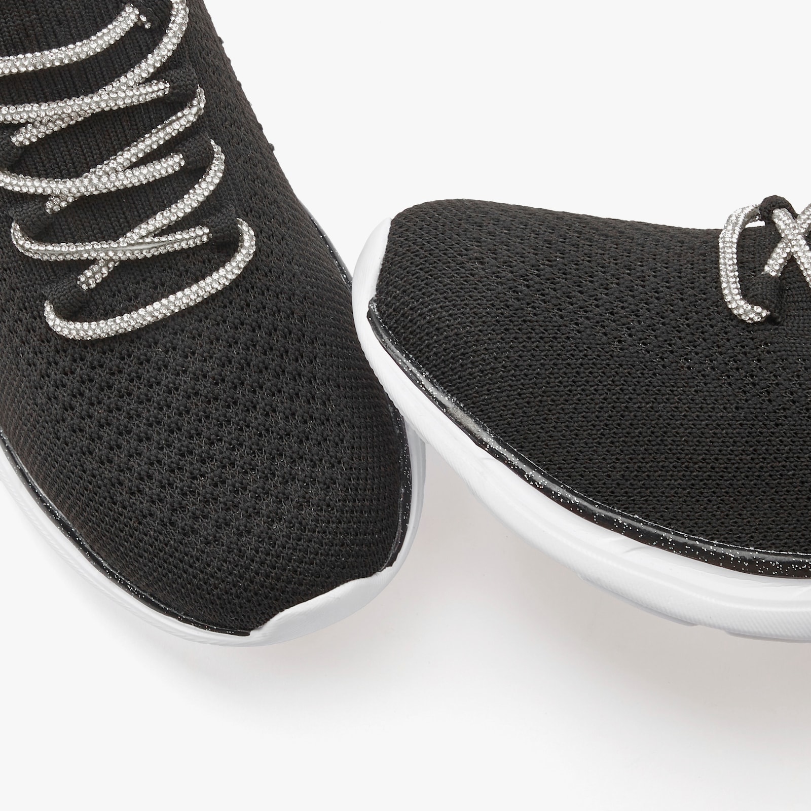 LASCANA Sneaker - schwarz