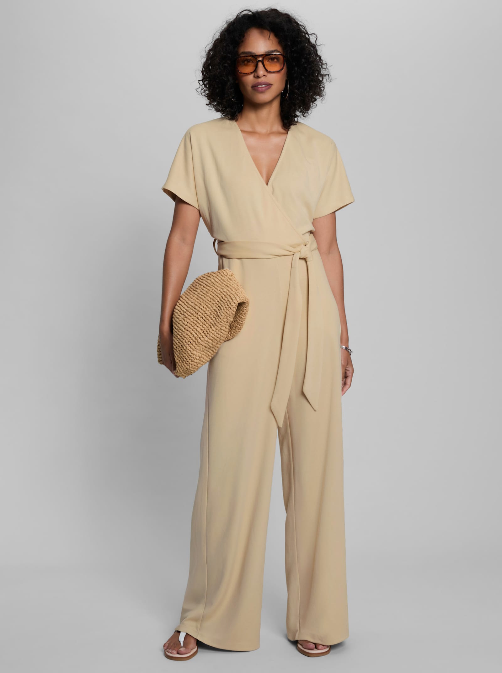 heine Jumpsuit in Wickel-Optik - sand