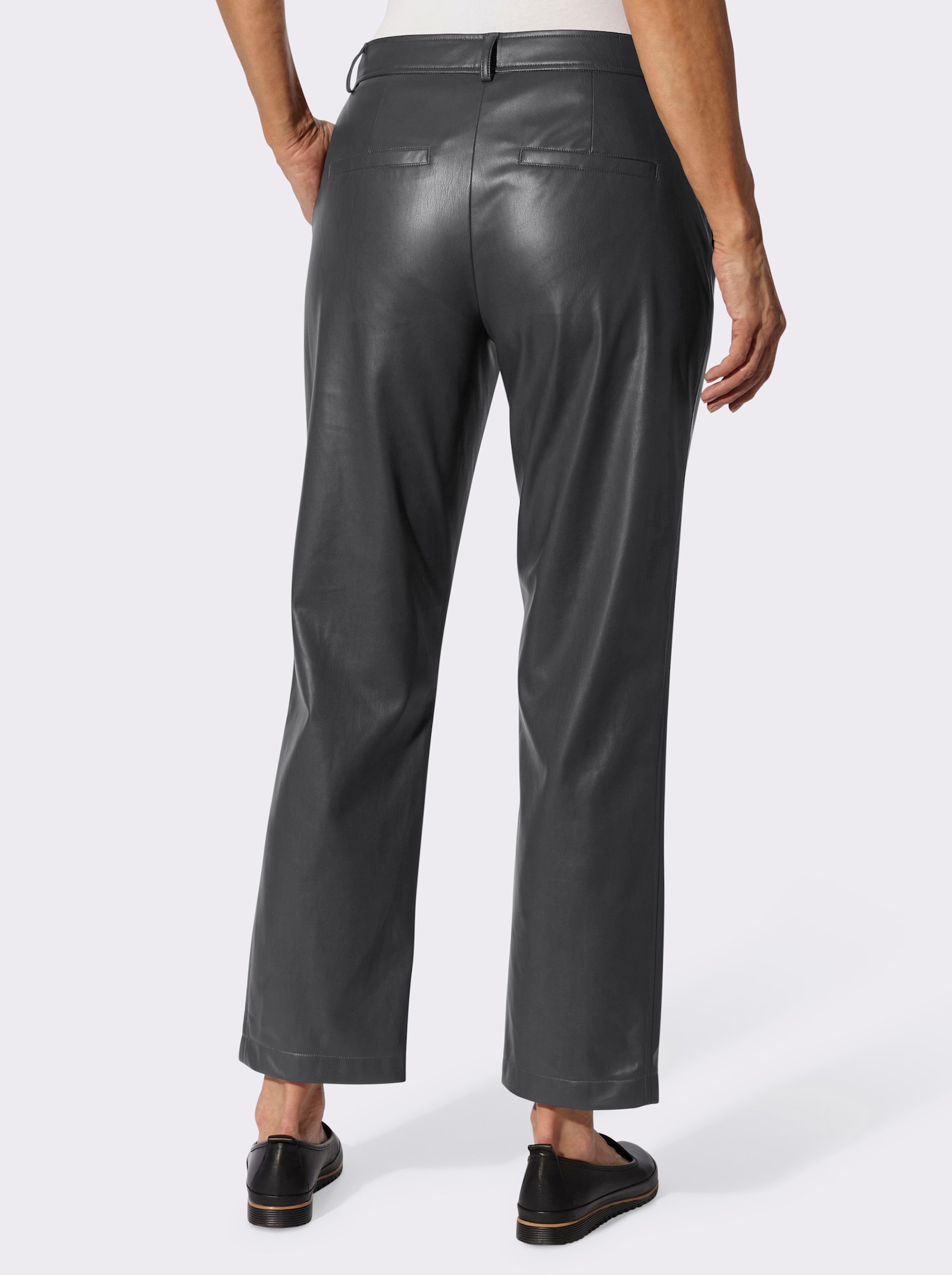 Lederimitathose mit Teilungsnaht vorne - schwarz