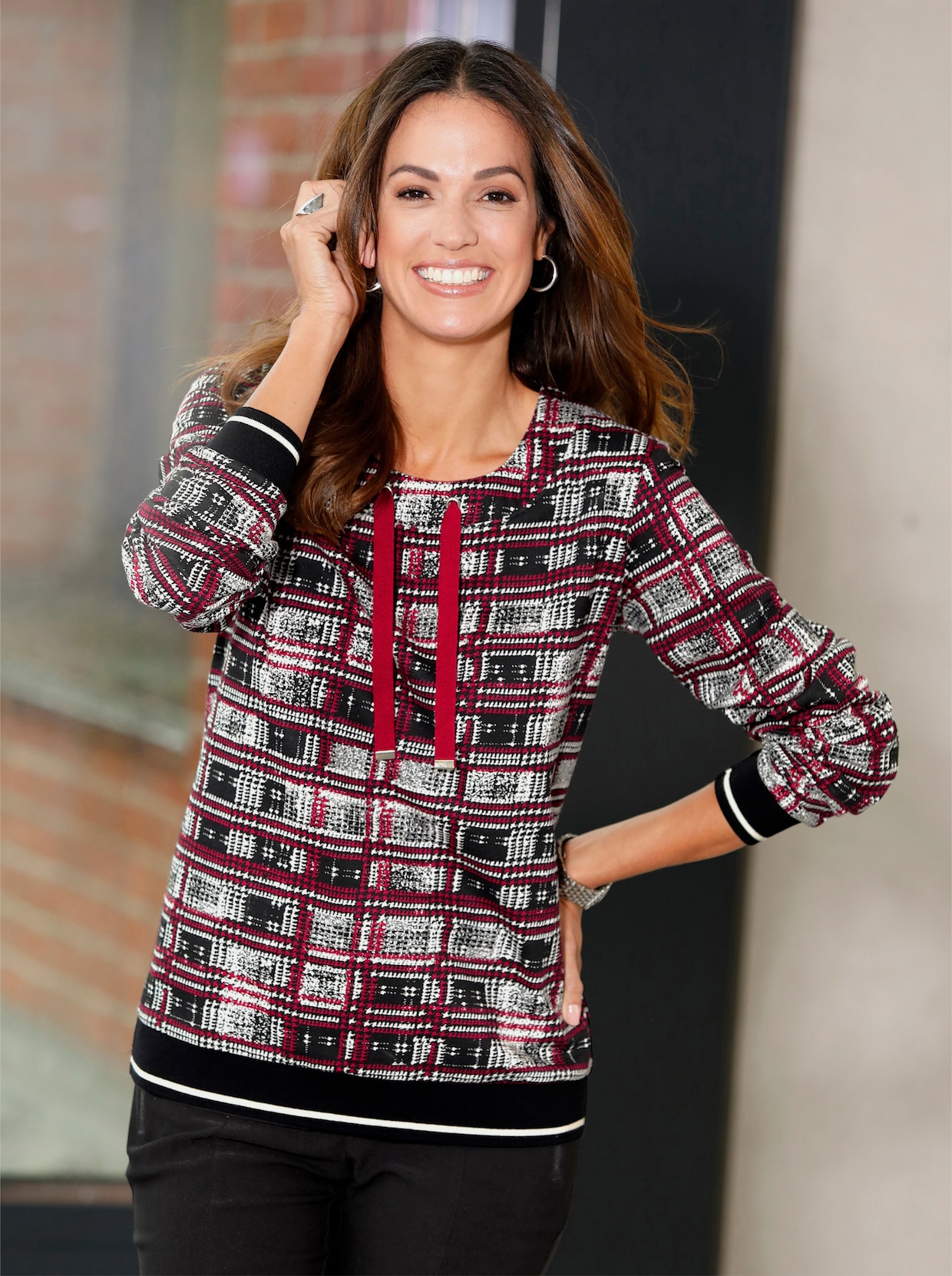 Sweatshirt - schwarz-kirsche-bedruckt
