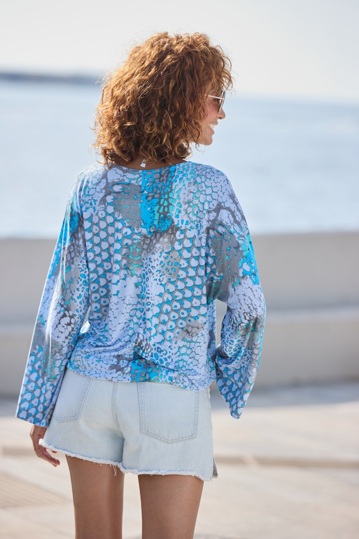 Buffalo Vleermuisshirt - blauw bedrukt