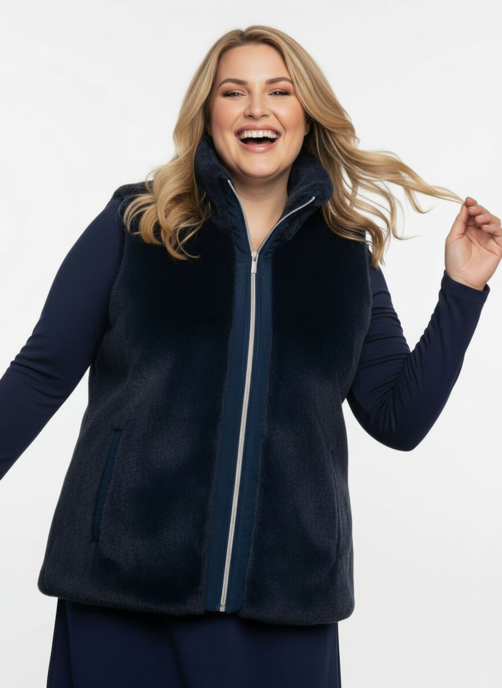 Fellimitatweste in kürzerer Form - dunkelblau