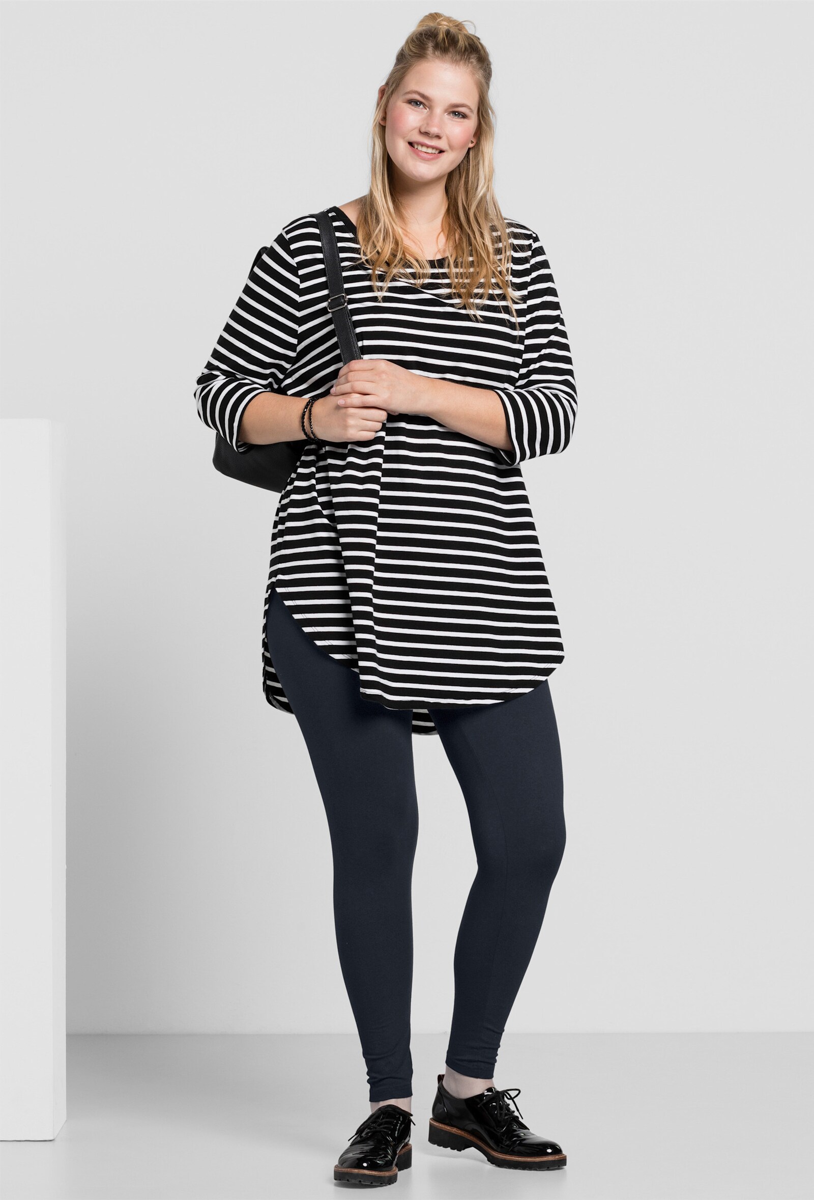 sheego Leggings mit Gummizugbund - tiefblau