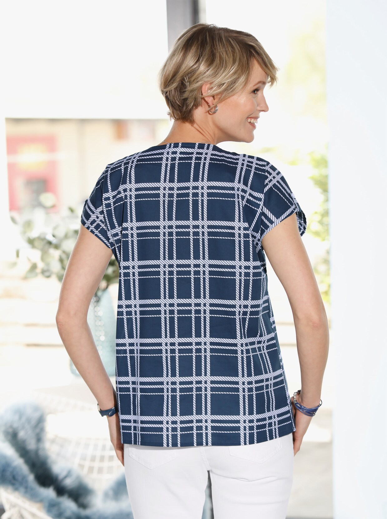 Comfortabele blouse - donkerblauw geruit