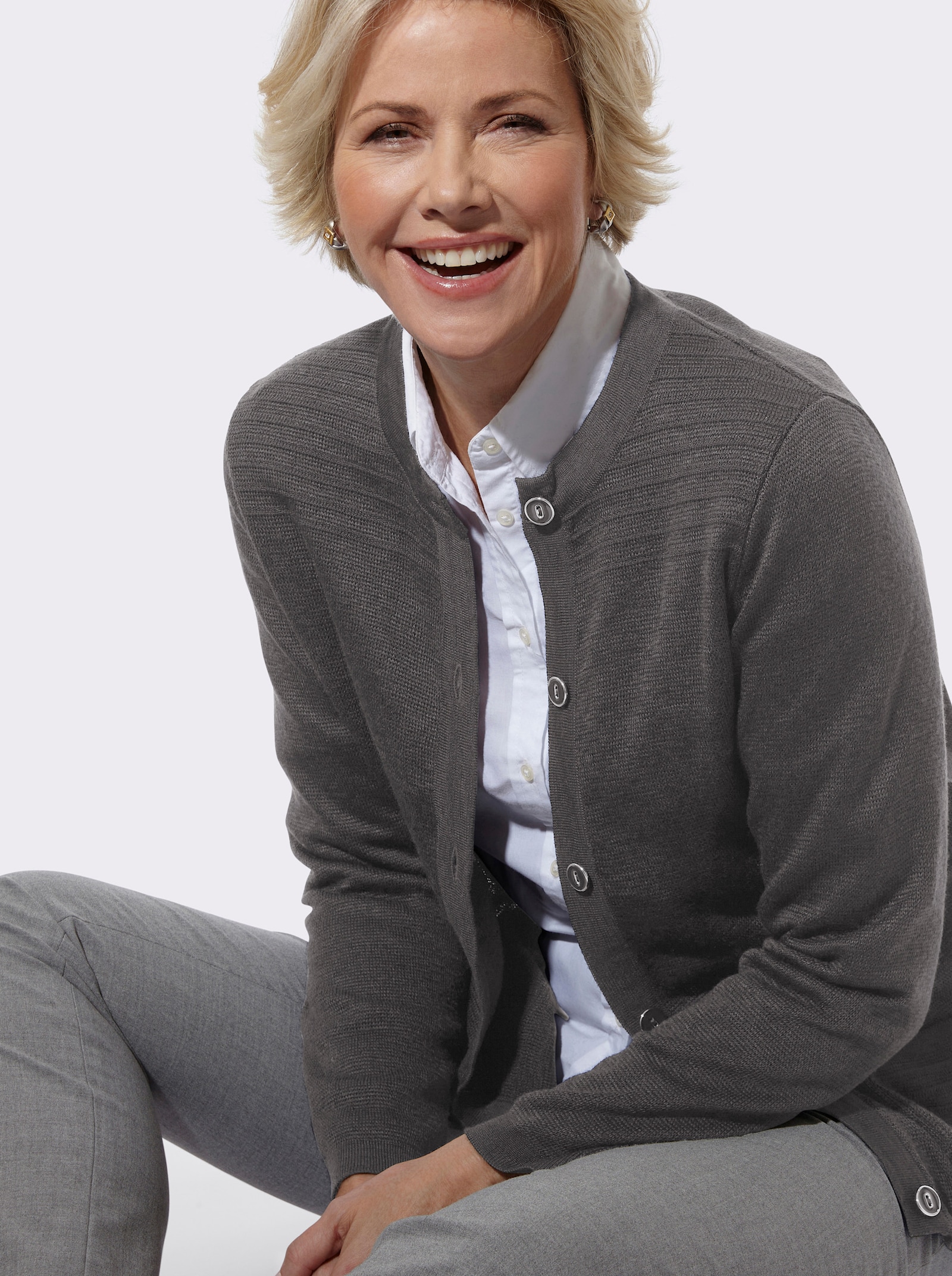 Strickjacke mit Schmuckknöpfen - anthrazit-meliert