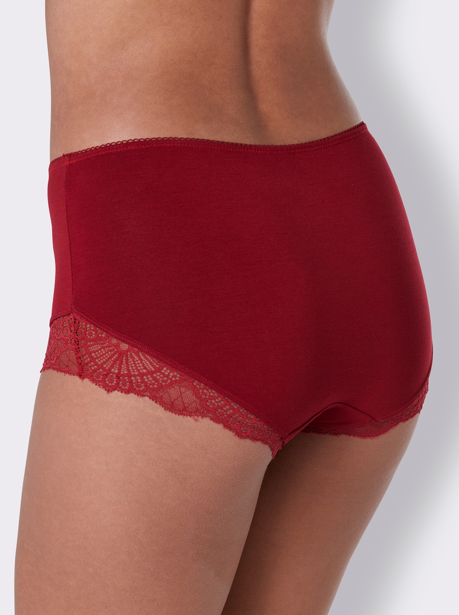 wäschepur Hipster mit Mäusezähnchen-Borte - kirsche