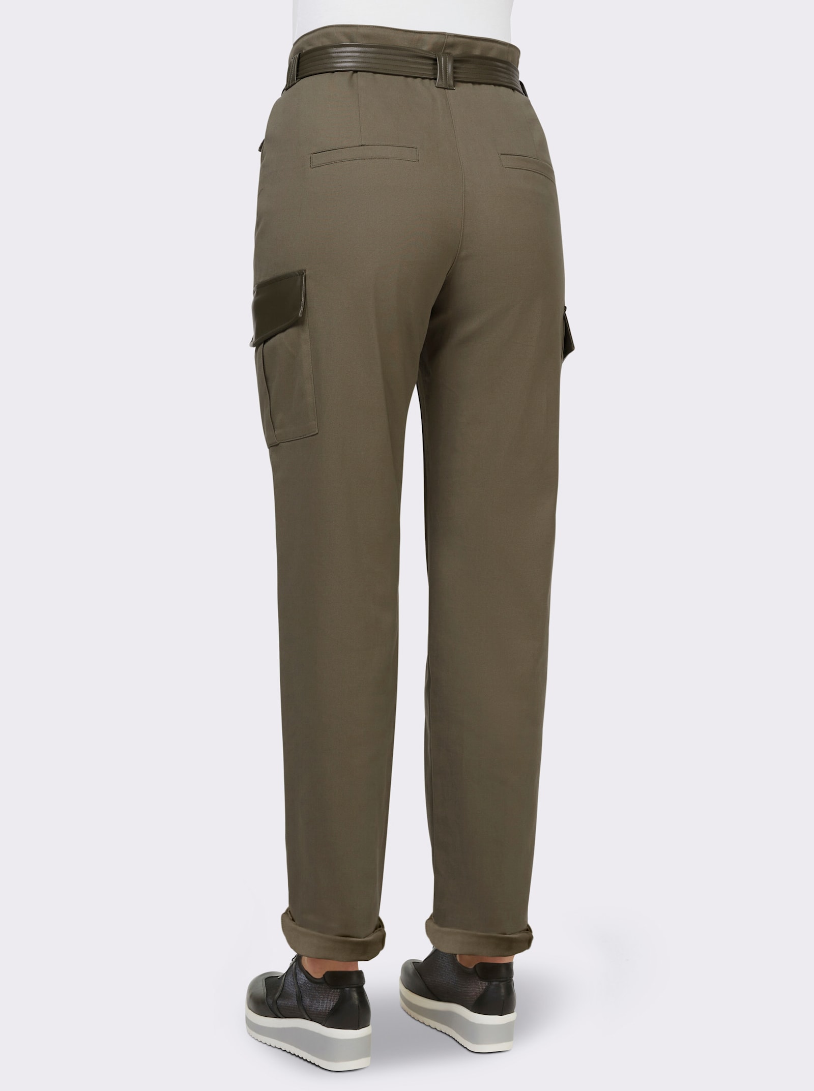 heine Pantalon cargo avec détails en synthétique - kaki