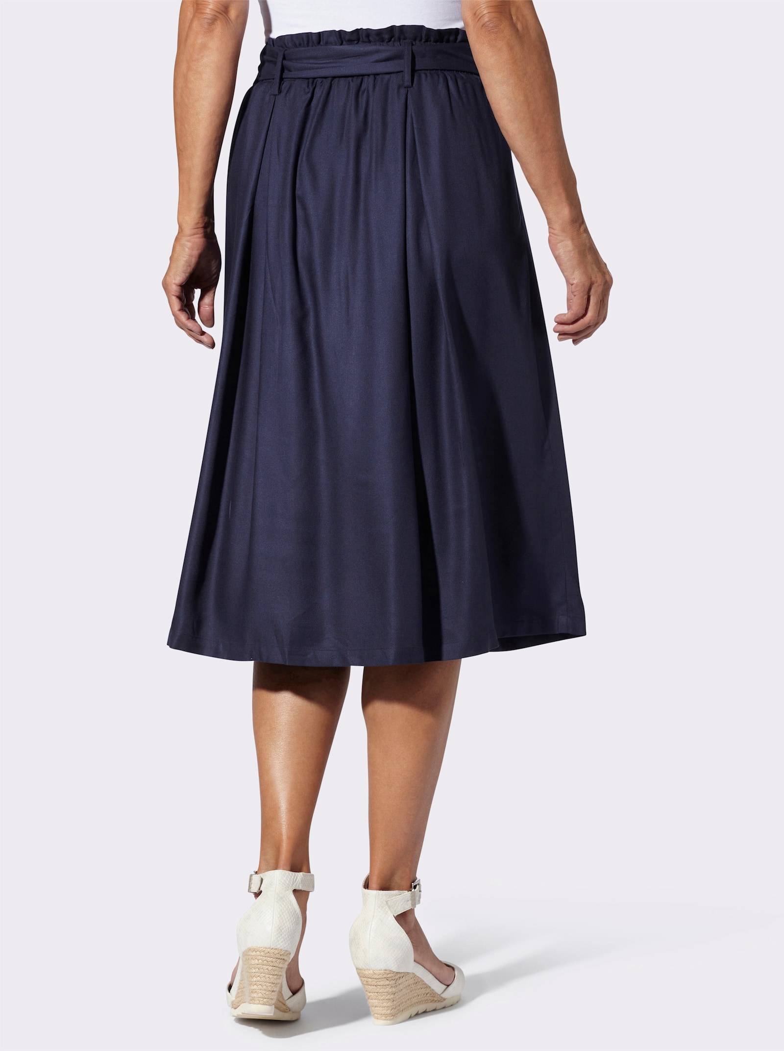 Schlupfrock in schwingender Form - marine