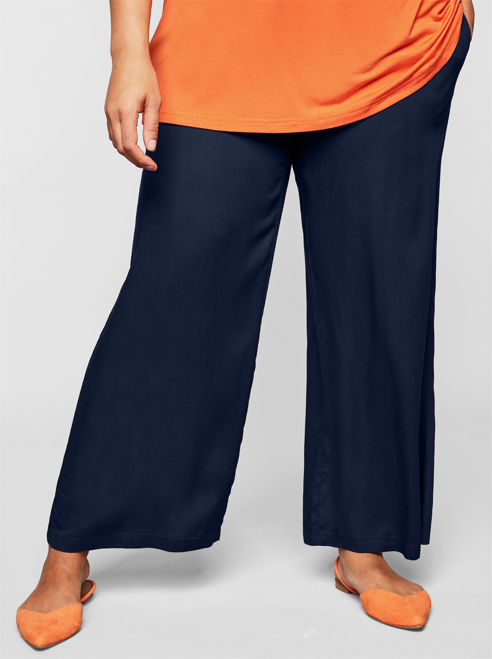 sheego Schlupfhose mit weitem Bein - marine