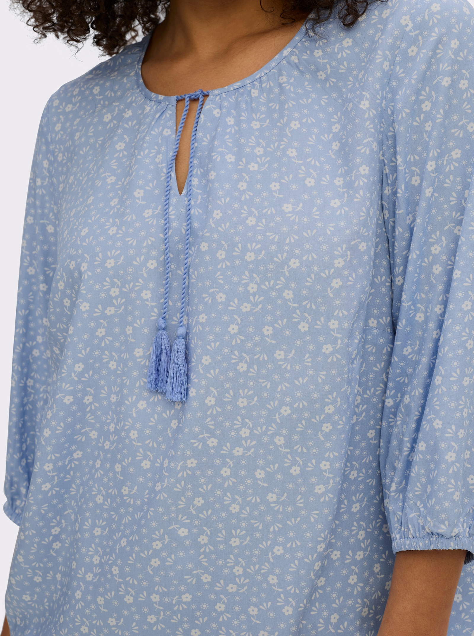 sheego Tunika mit Bindebändern - bleu-ecru-bedruckt