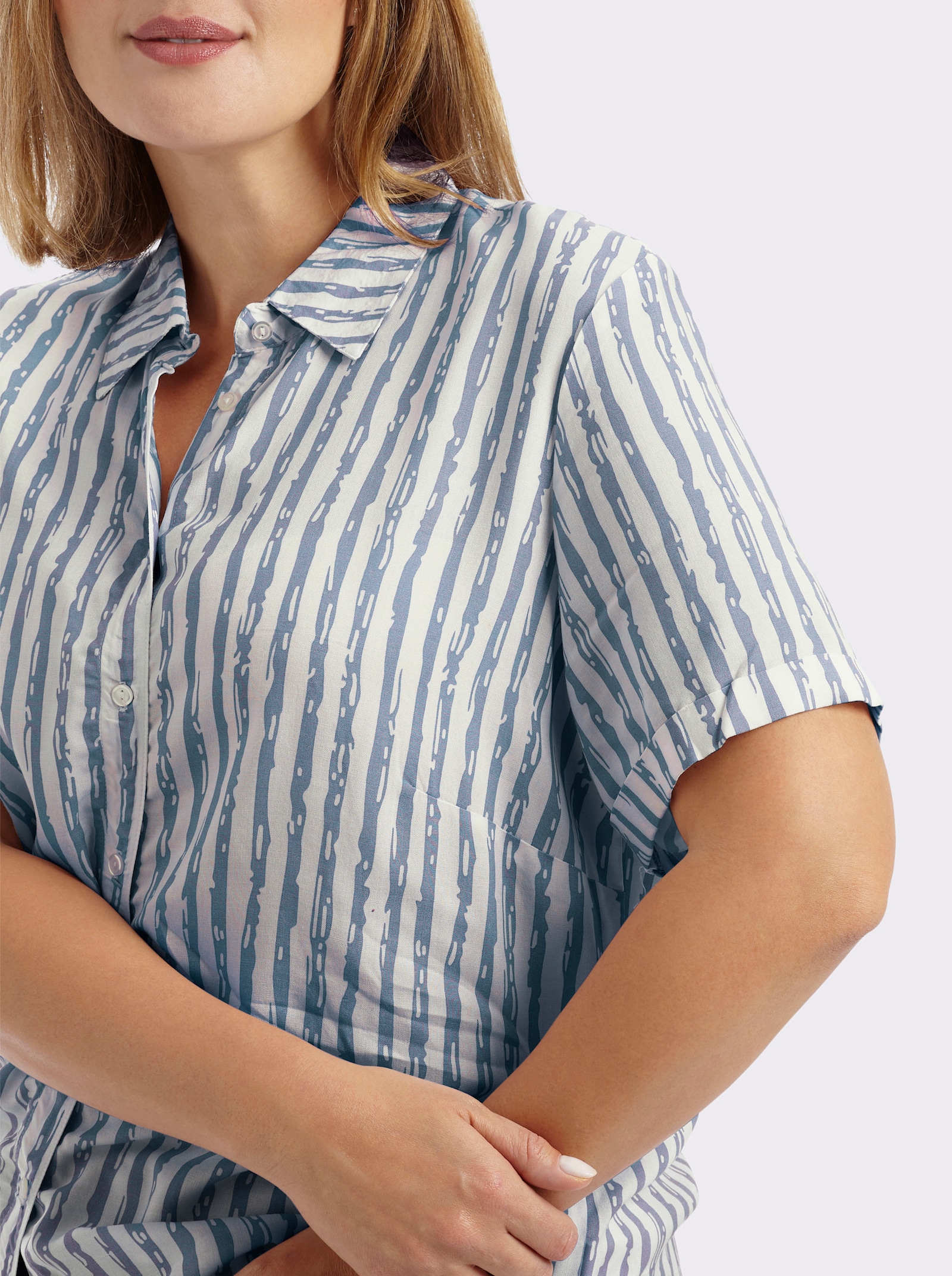Gestreifte Bluse mit kurzen Ärmeln - taubenblau-ecru-gestreift
