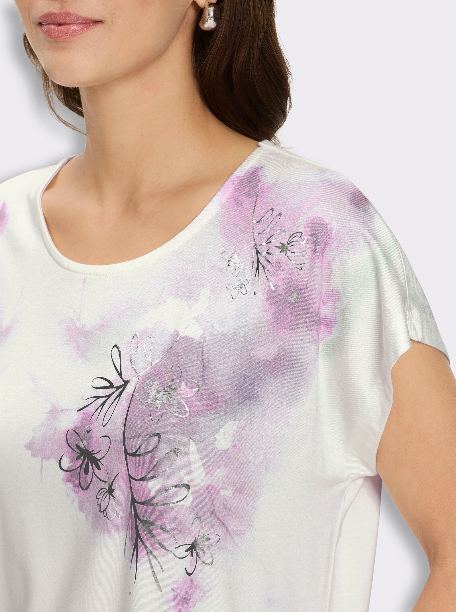 Kurzarmshirt mit siberfarbenem Folienprint - ecru-malve-bedruckt