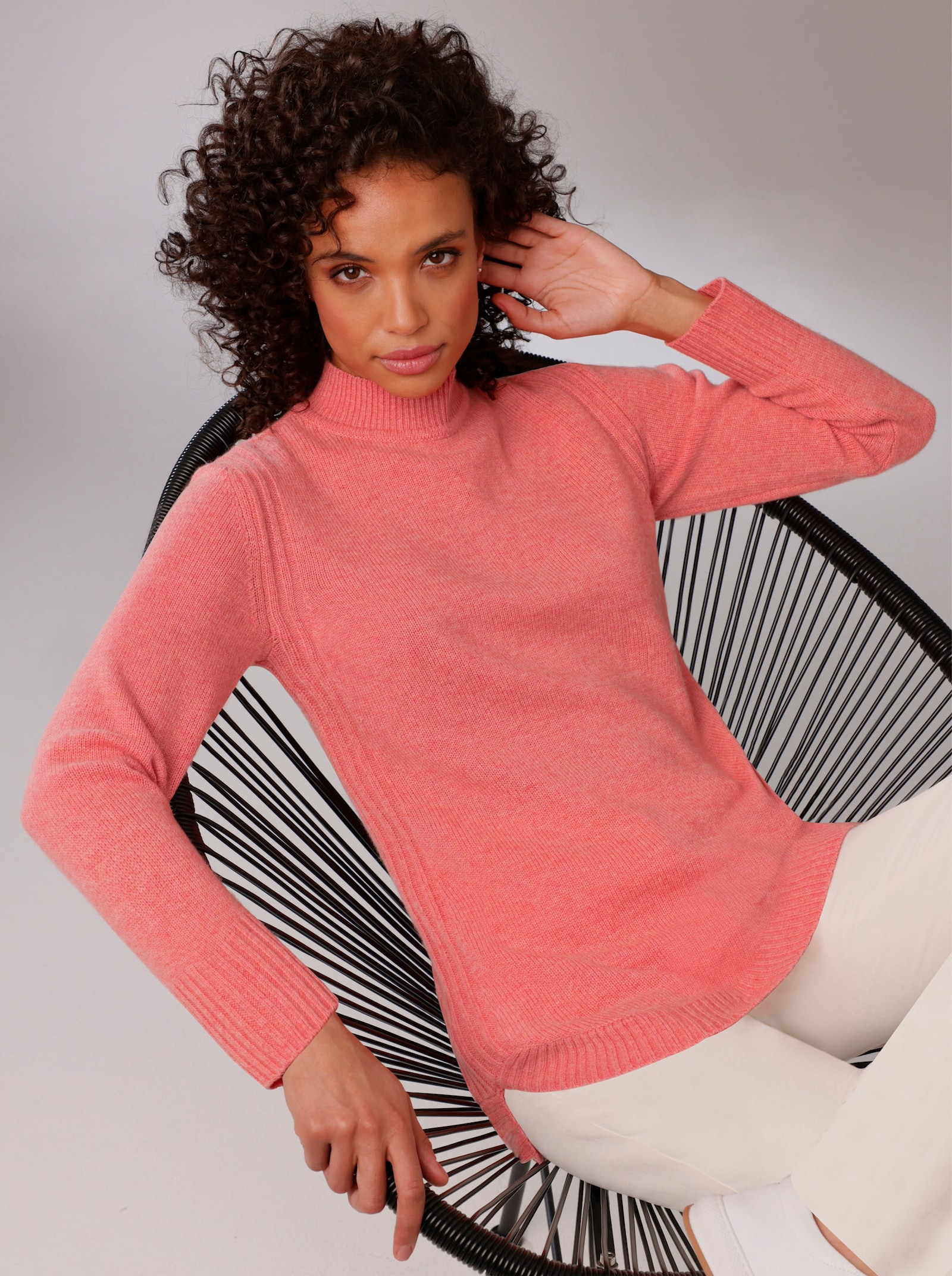 CREATION L PREMIUM Stehkragenpullover Mit seitlichen Einsätzen - koralle-meliert