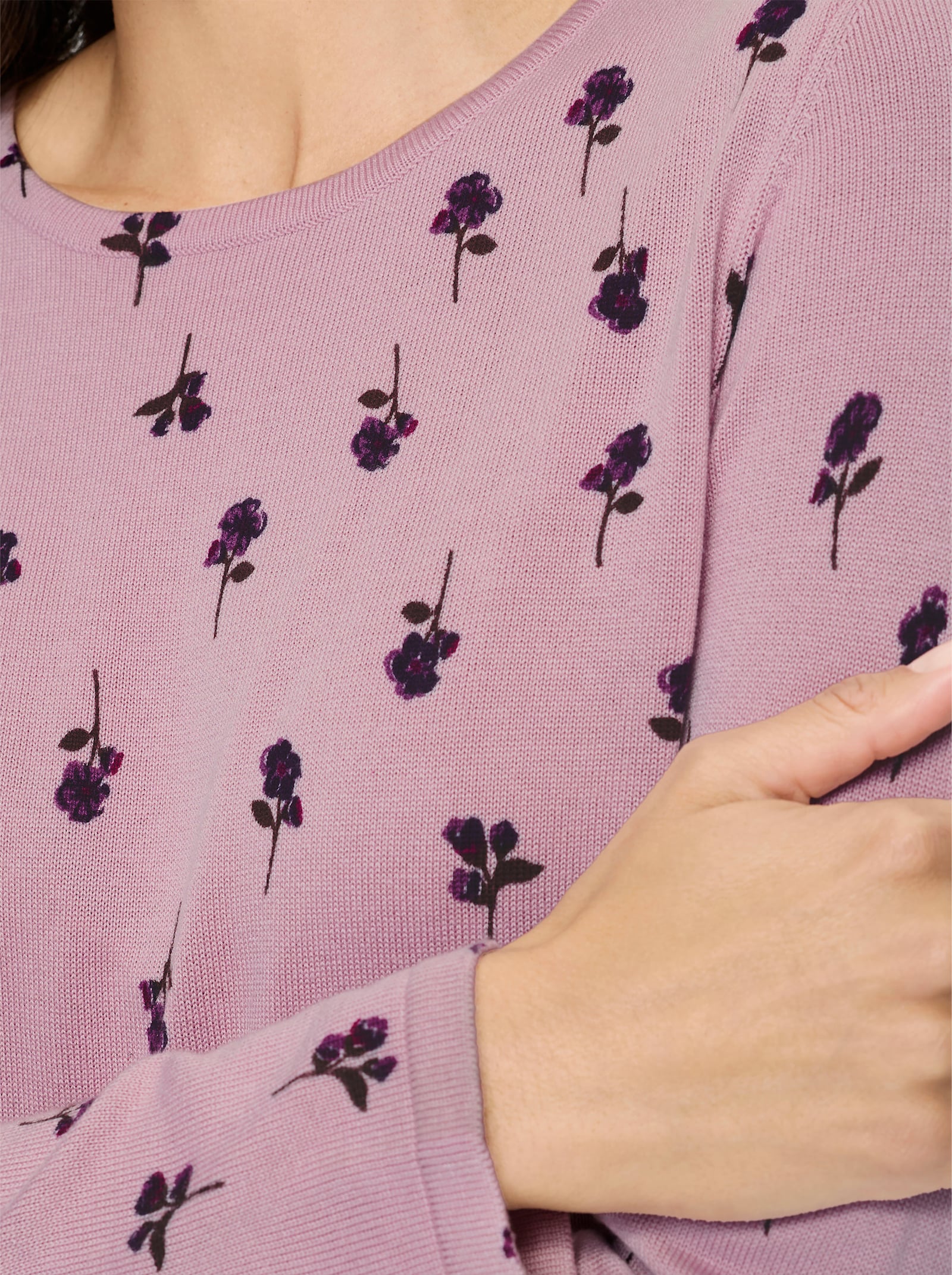 Feinstrickpullover mit Blumen-Dessin - rosé-bedruckt