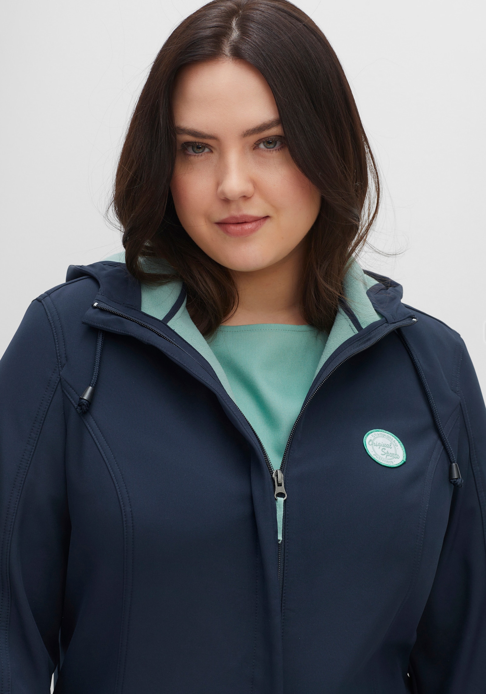 sheego Softshelljacke mit Fleece-Innenseite - nachtblau