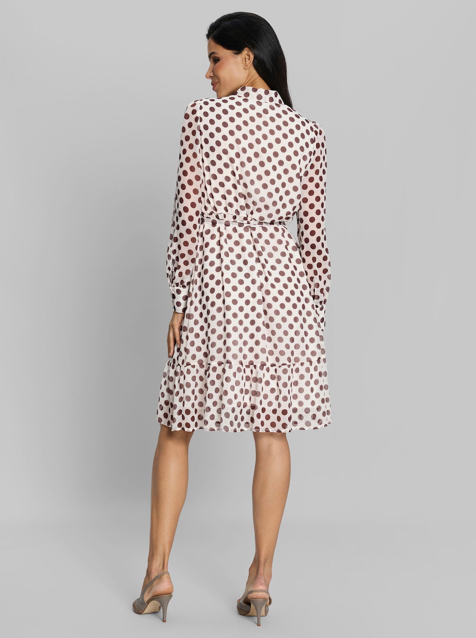 heine Chiffonkleid mit abnehmbarem Gürtel - ecru-schoko-getupft