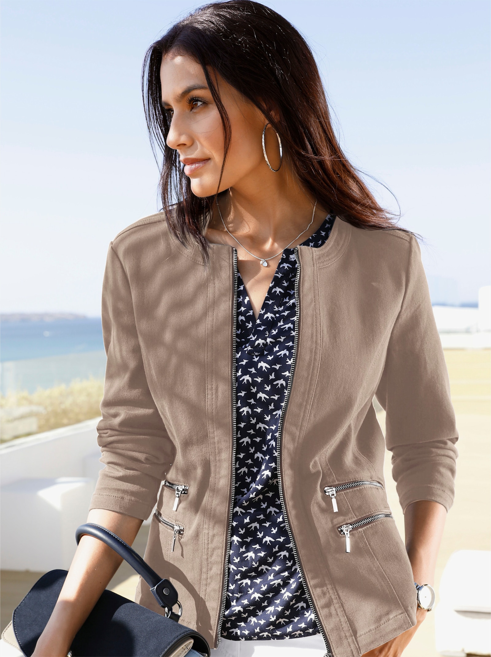 Jeansblazer met sierritssluitingen - taupe