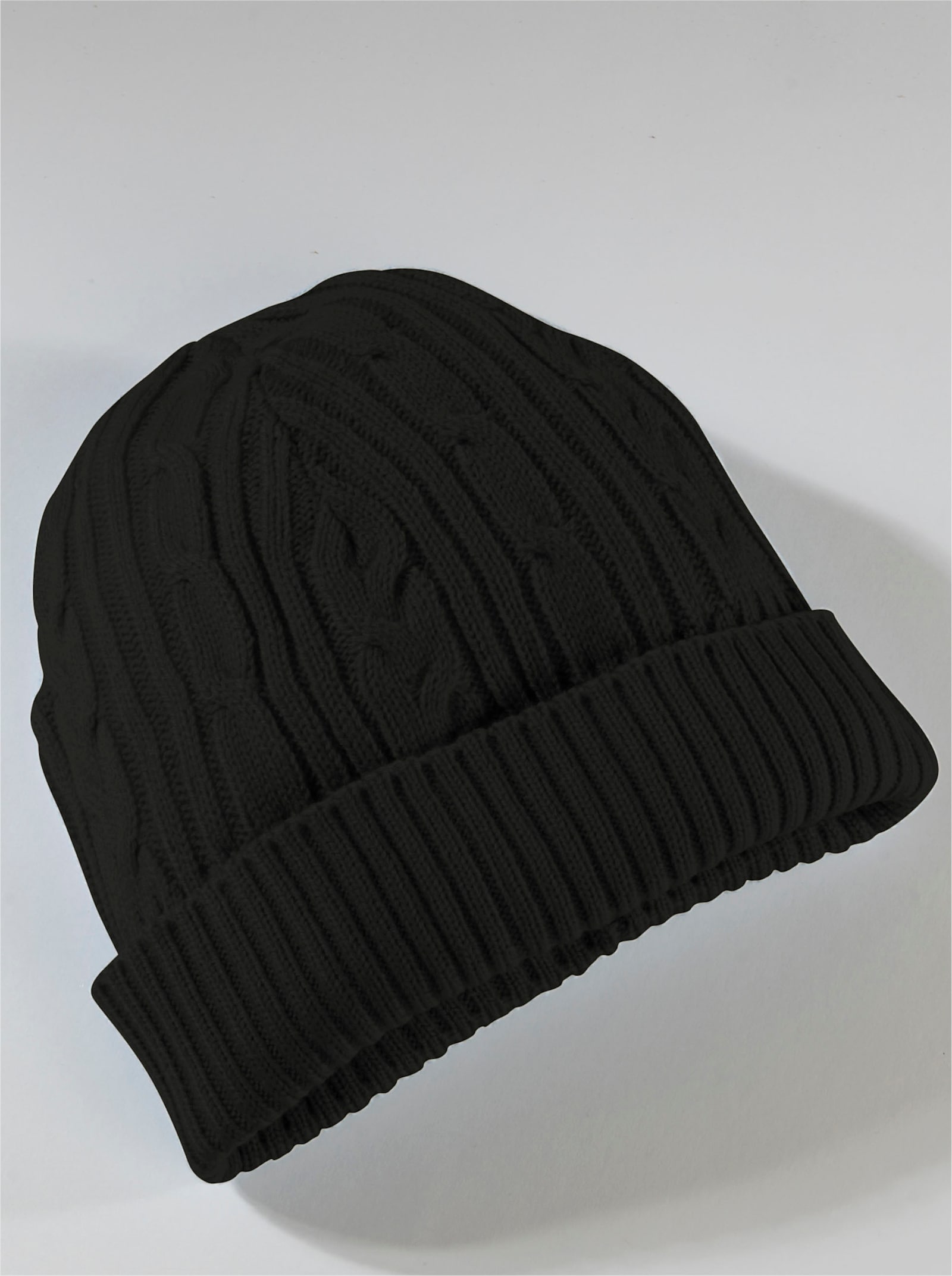 Strickmütze mit Zopf- und Rippenmuster - schwarz