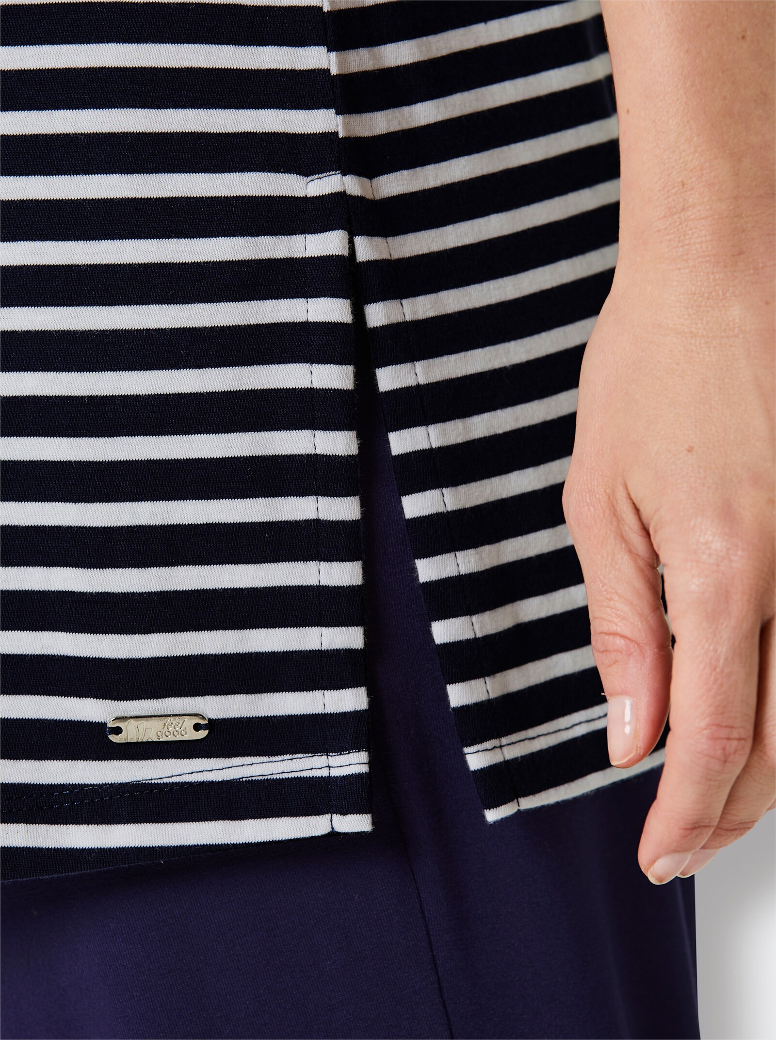 feel good Rundhalsshirt mit Halbarm - marine-weiß