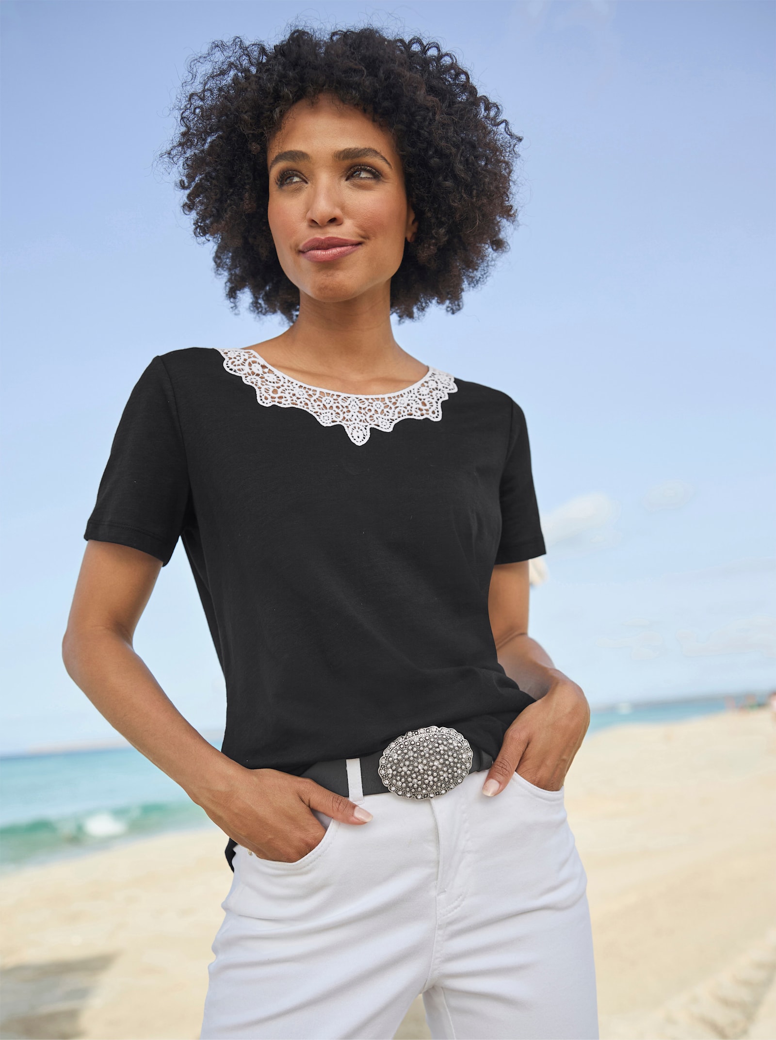 heine Kurzarmshirt mit Spitzendetails - schwarz-ecru