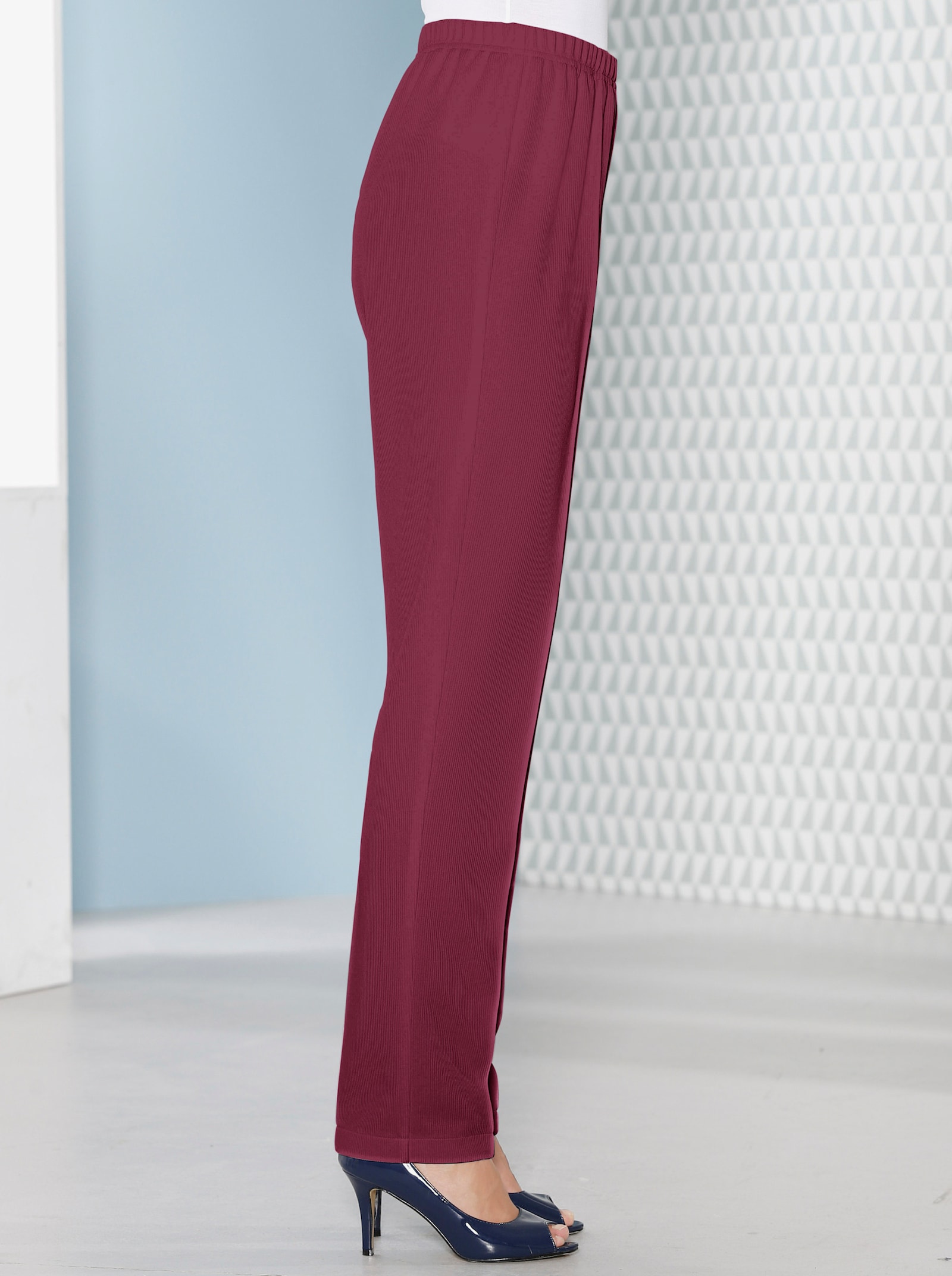Hose mit Ripp-Struktur - bordeaux