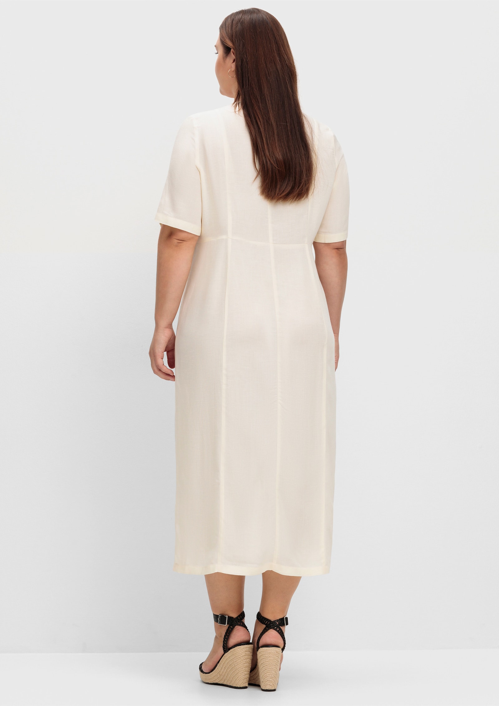 Sommerkleid Knöpfe in Horn-Optik - champagner