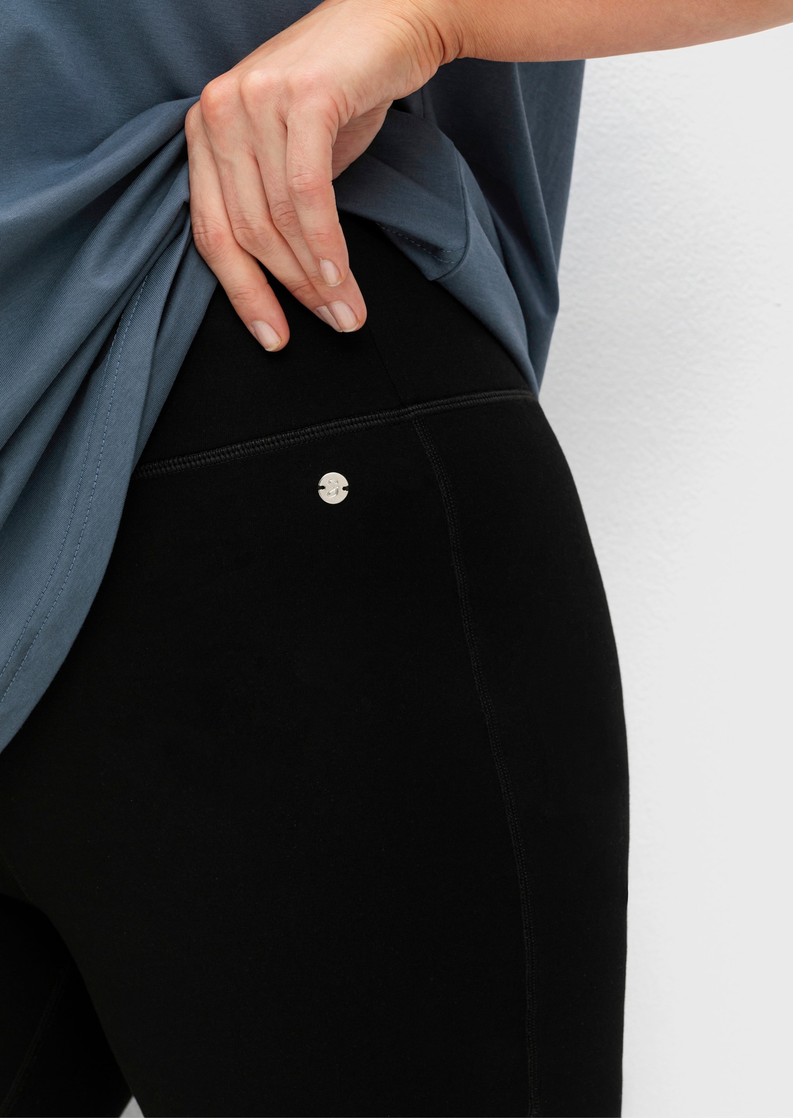 sheego Functionele broek in bootcut-model - zwart