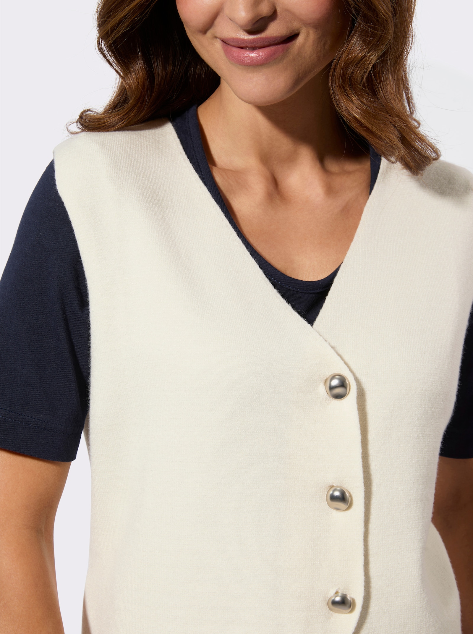 Strickweste mit asymmetrischem V-Ausschnitt - champagner