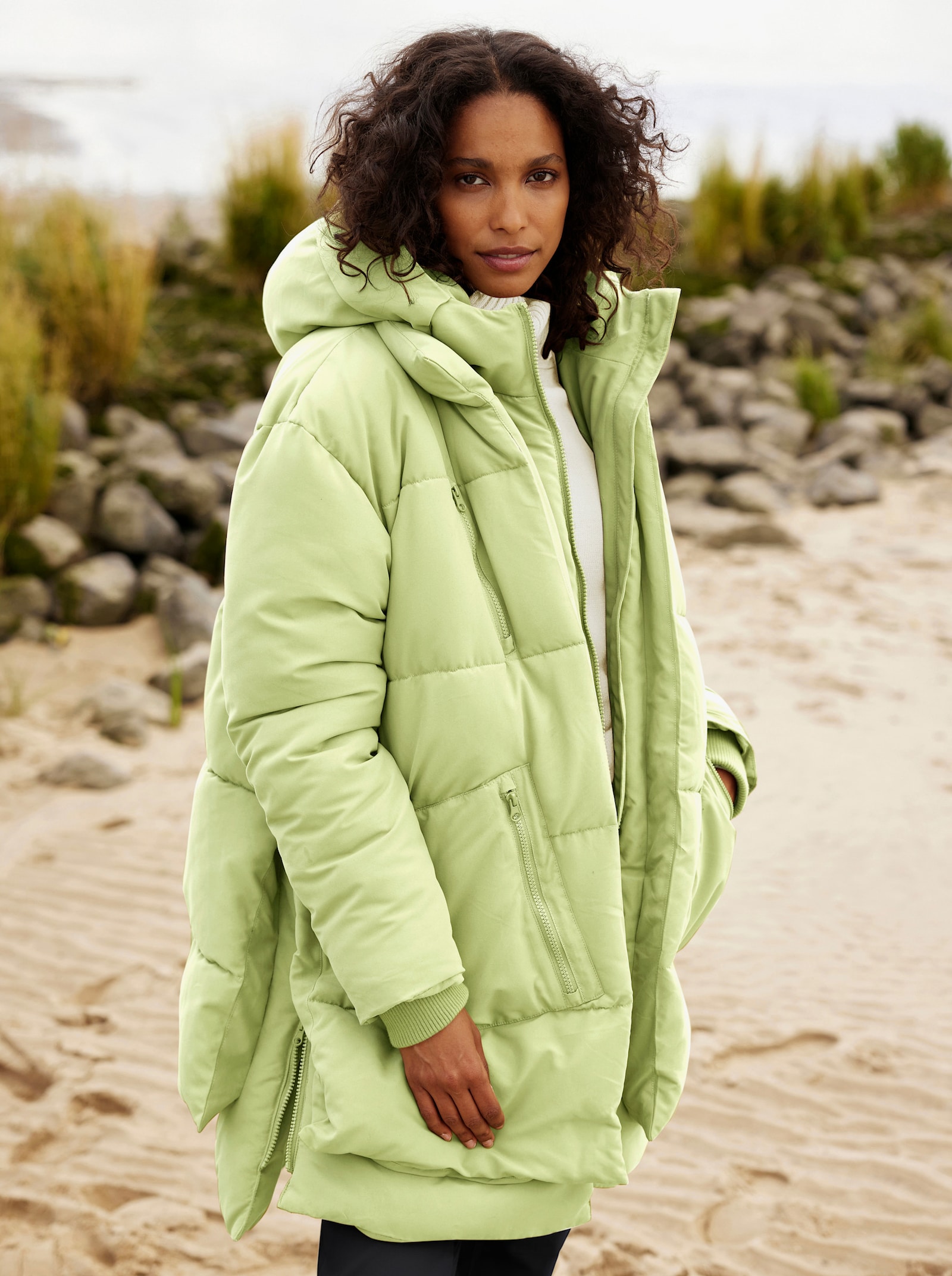 Jack met capuchon in dubbellaagse look - pistache