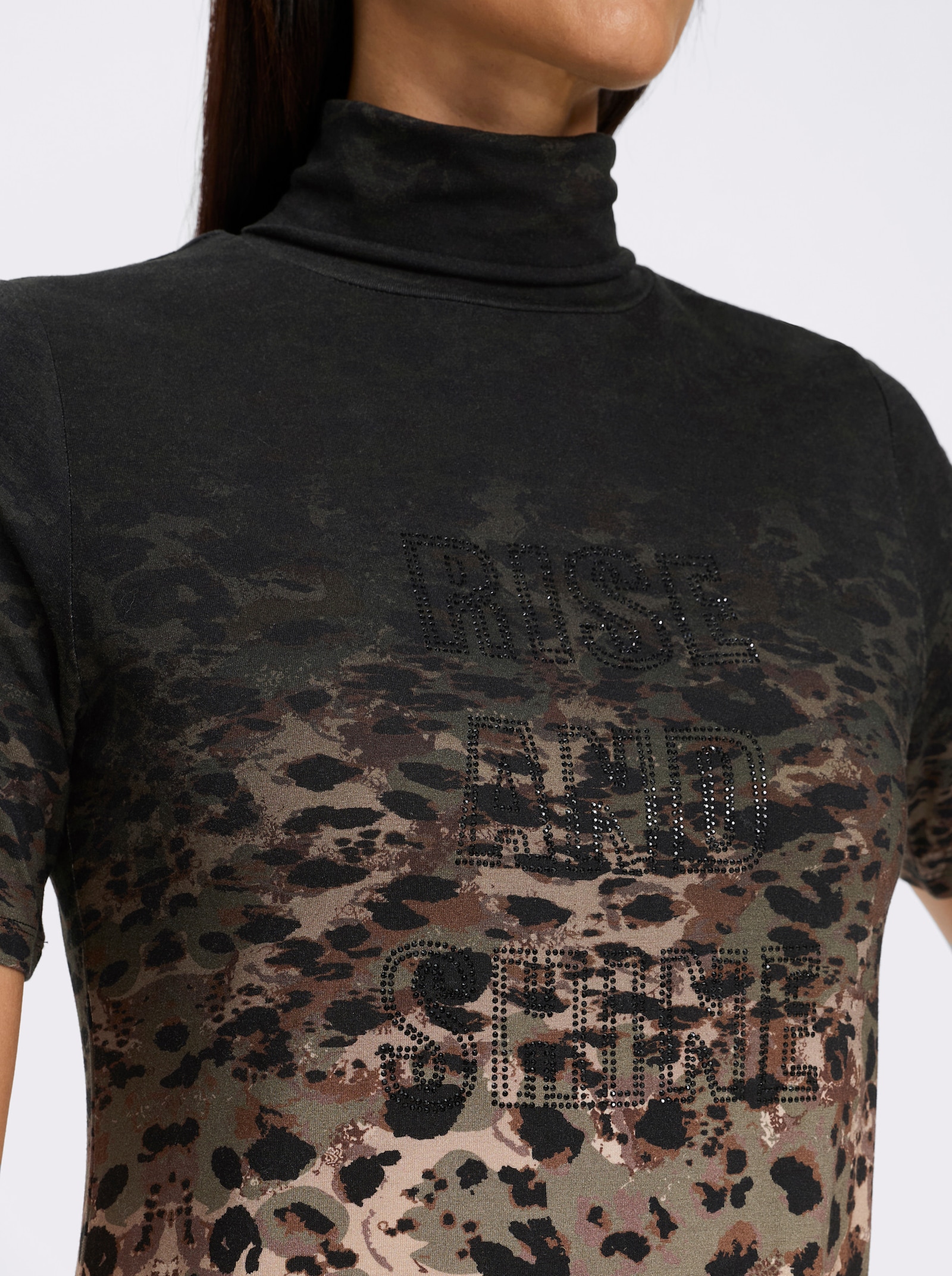 heine Rollkragenshirt Mit Lettering, glänzend - schwarz-khaki